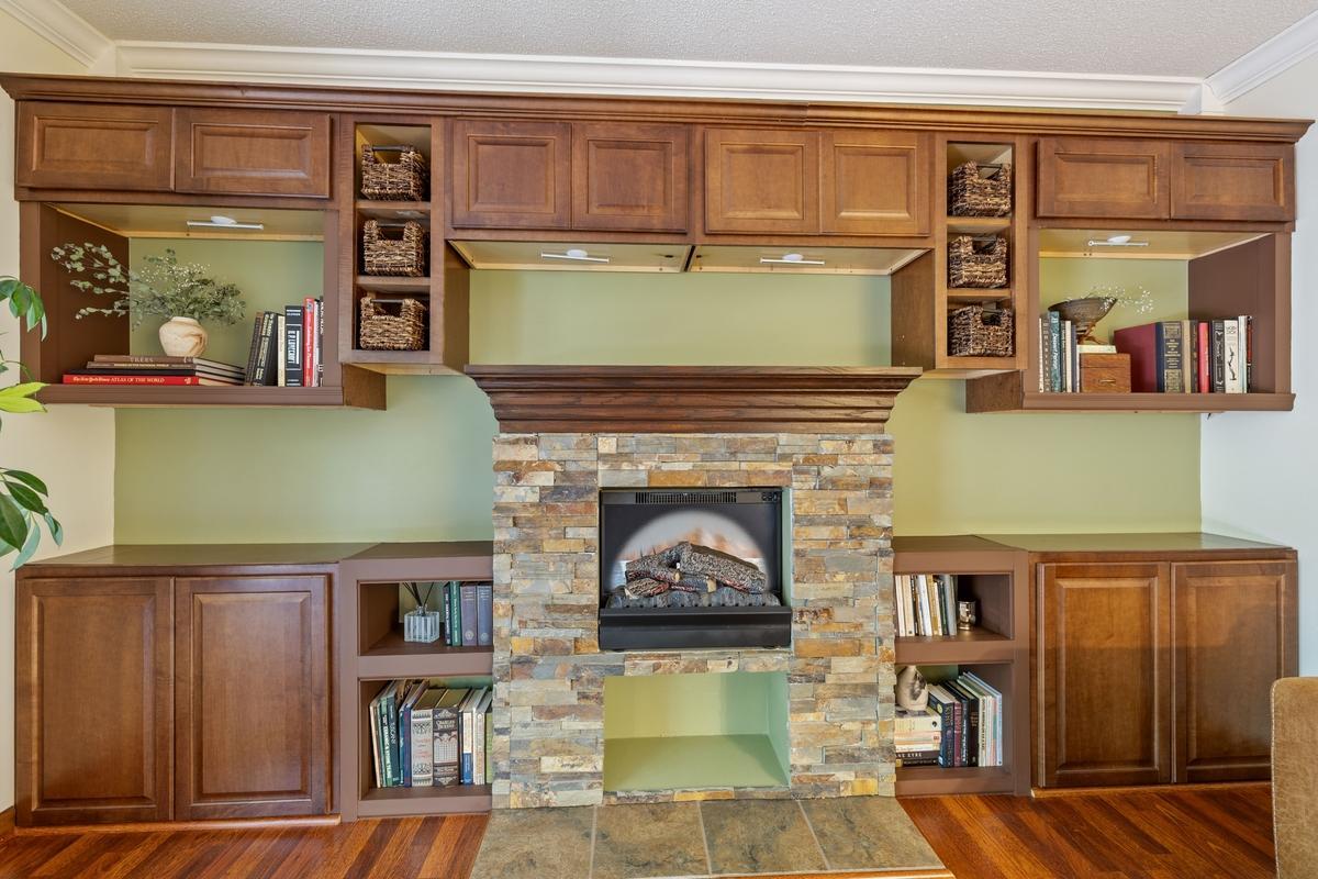 View of Residential at 16451 Kenosha Avenue, Lakeville MN 55044, Lakeville (8 of 53) - Mike Wilen | Minnesota Team Real Estate