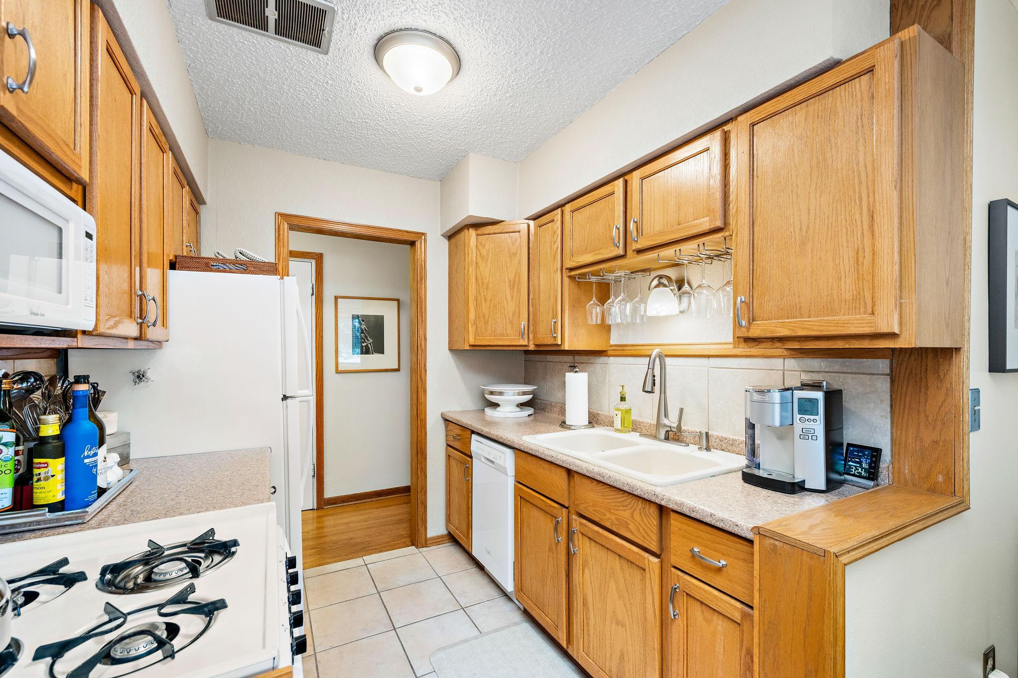 View of Residential at 2365 Unity Avenue, Golden Valley MN 55422, Golden Valley (11 of 19) - Mike Wilen | Minnesota Team Real Estate