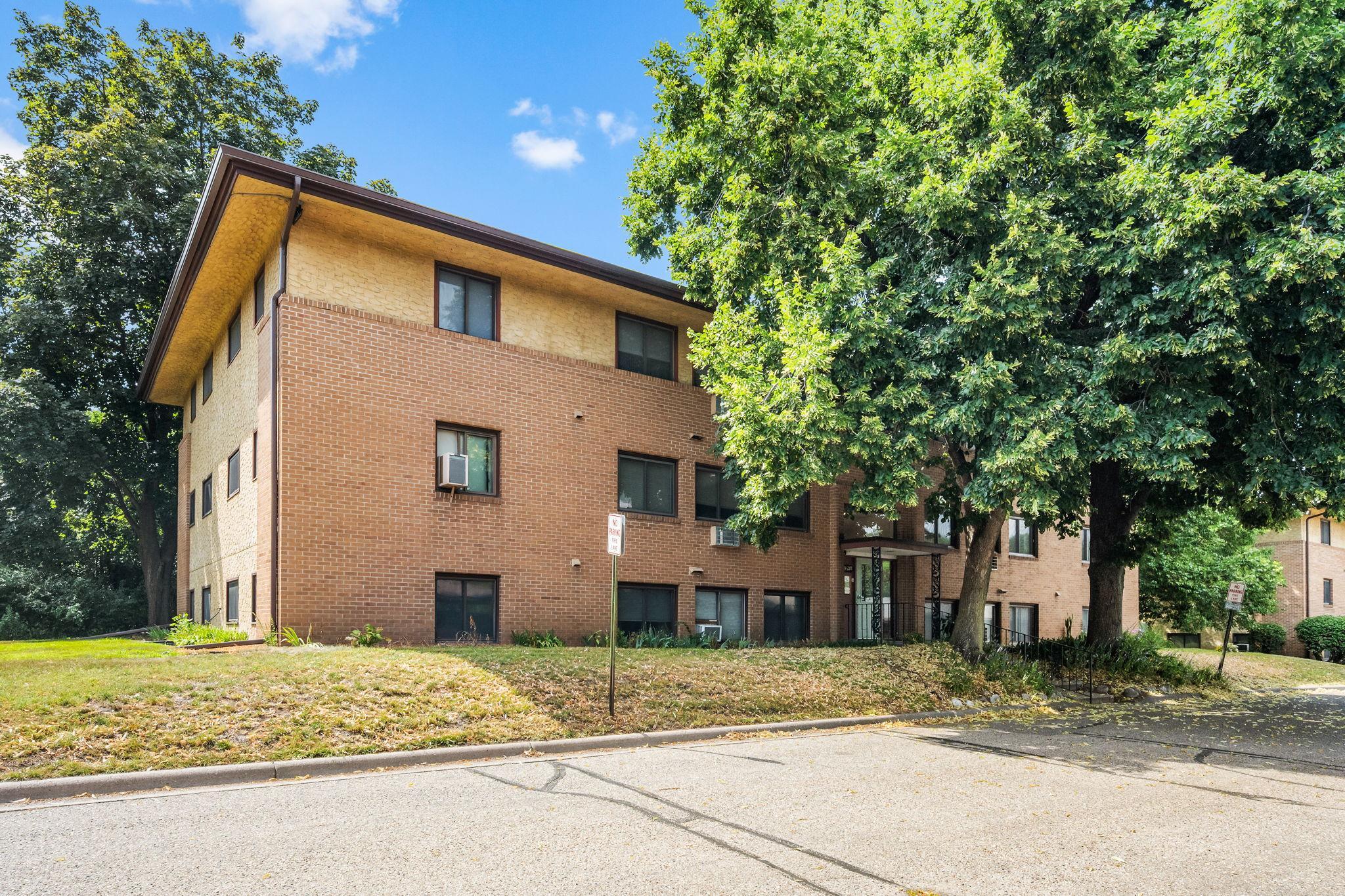 View of Residential at 2365 Unity Avenue, Golden Valley MN 55422, Golden Valley (2 of 19) - Mike Wilen | Minnesota Team Real Estate