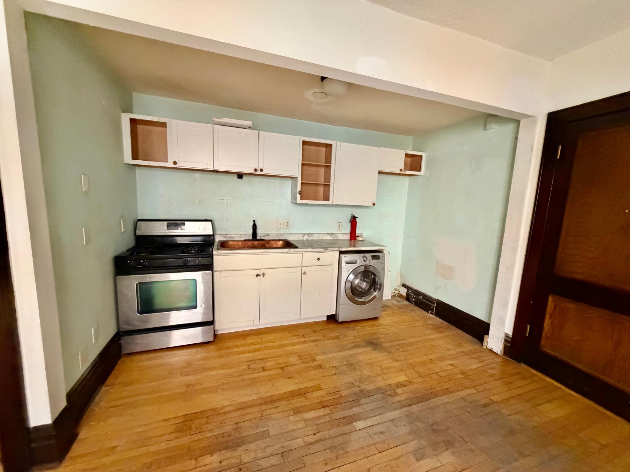 View of Residential at 1928 Aldrich Avenue #B105, Minneapolis MN 55403, Minneapolis (15 of 23) - Mike Wilen | Minnesota Team Real Estate