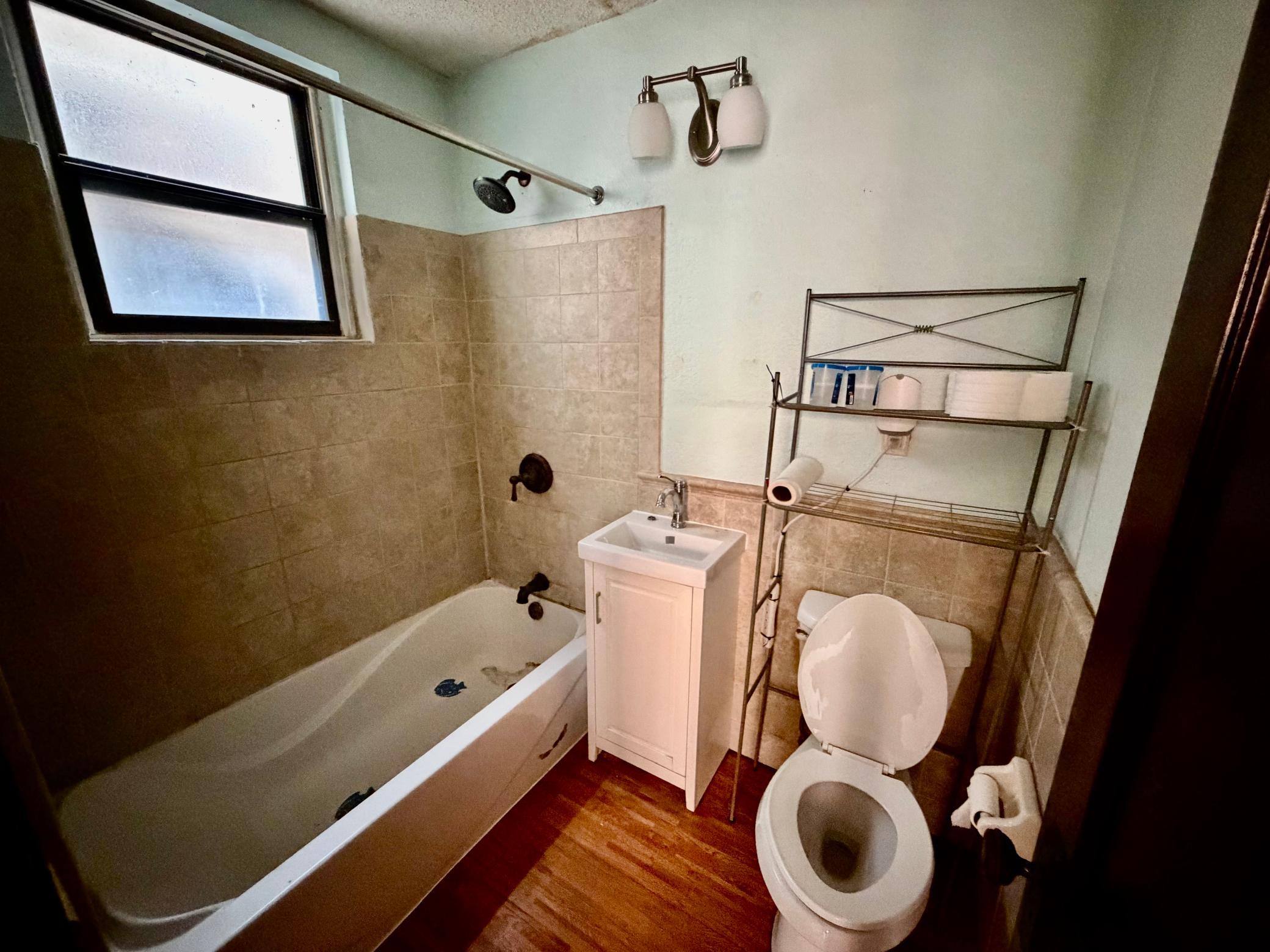 View of Residential at 1928 Aldrich Avenue #B105, Minneapolis MN 55403, Minneapolis (10 of 23) - Mike Wilen | Minnesota Team Real Estate