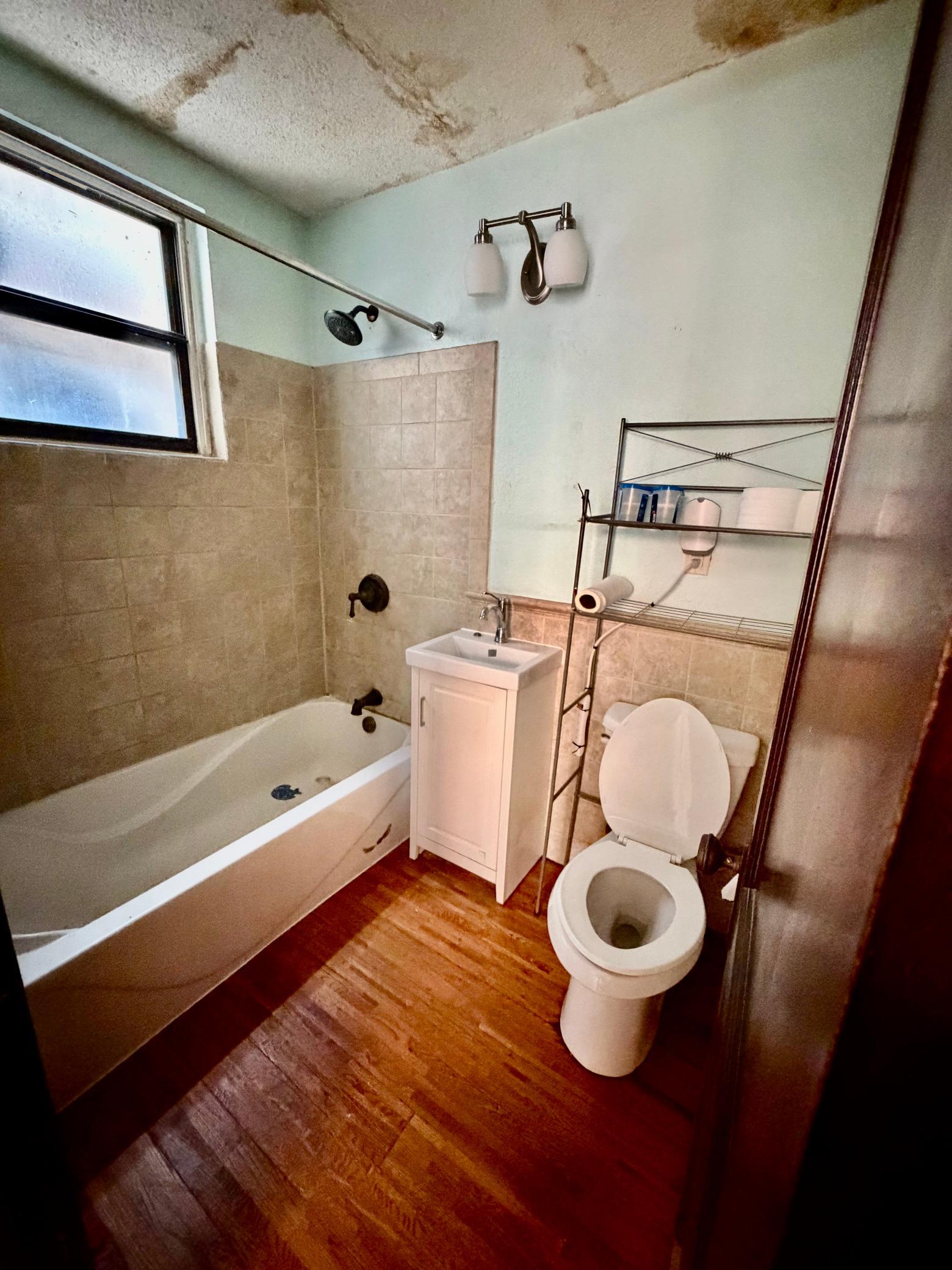 View of Residential at 1928 Aldrich Avenue #B105, Minneapolis MN 55403, Minneapolis (9 of 23) - Mike Wilen | Minnesota Team Real Estate