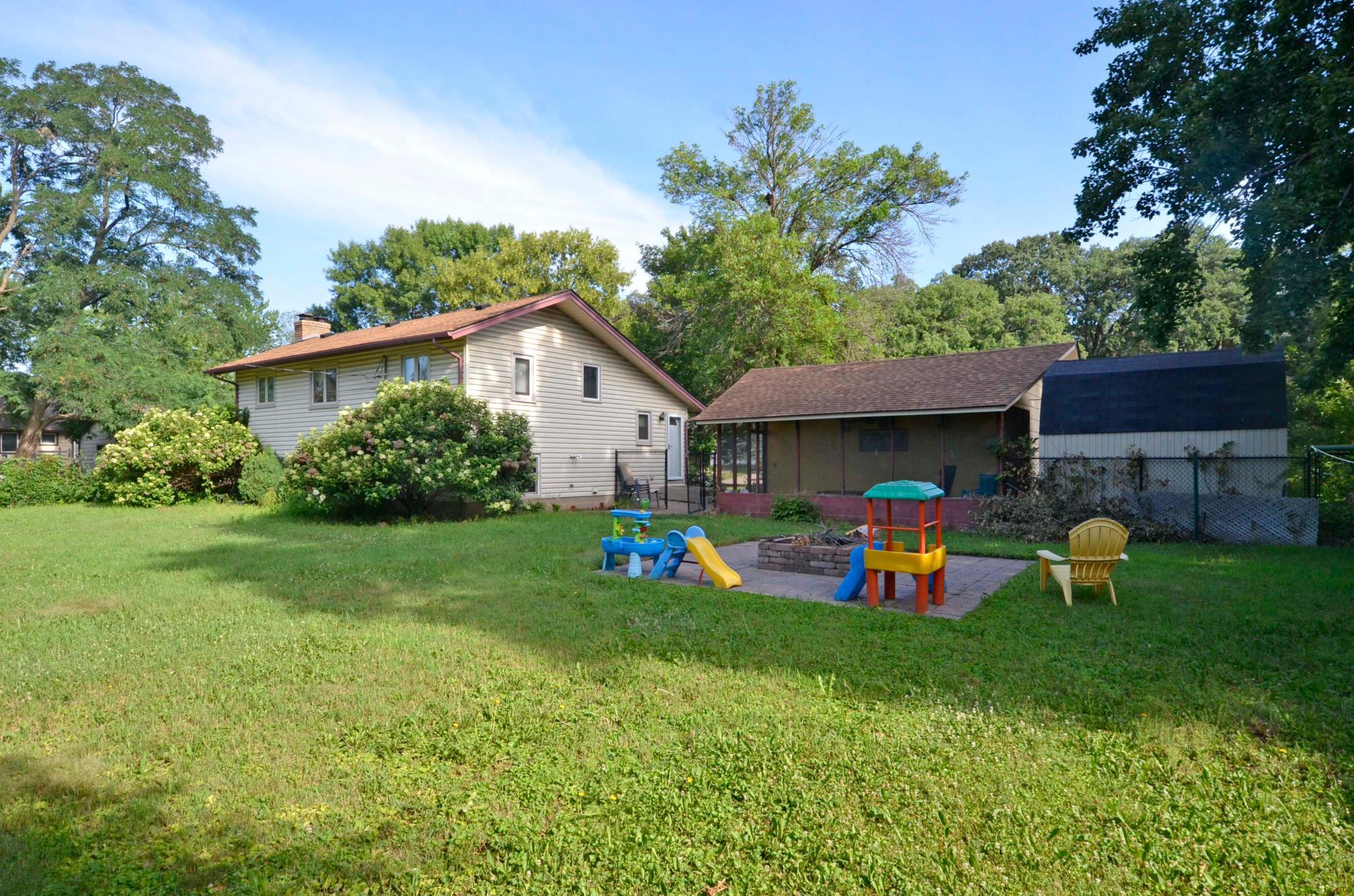 View of Residential at 6609 74 1/2 Avenue, Brooklyn Park MN 55428, Brooklyn Park (32 of 33) - Mike Wilen | Minnesota Team Real Estate