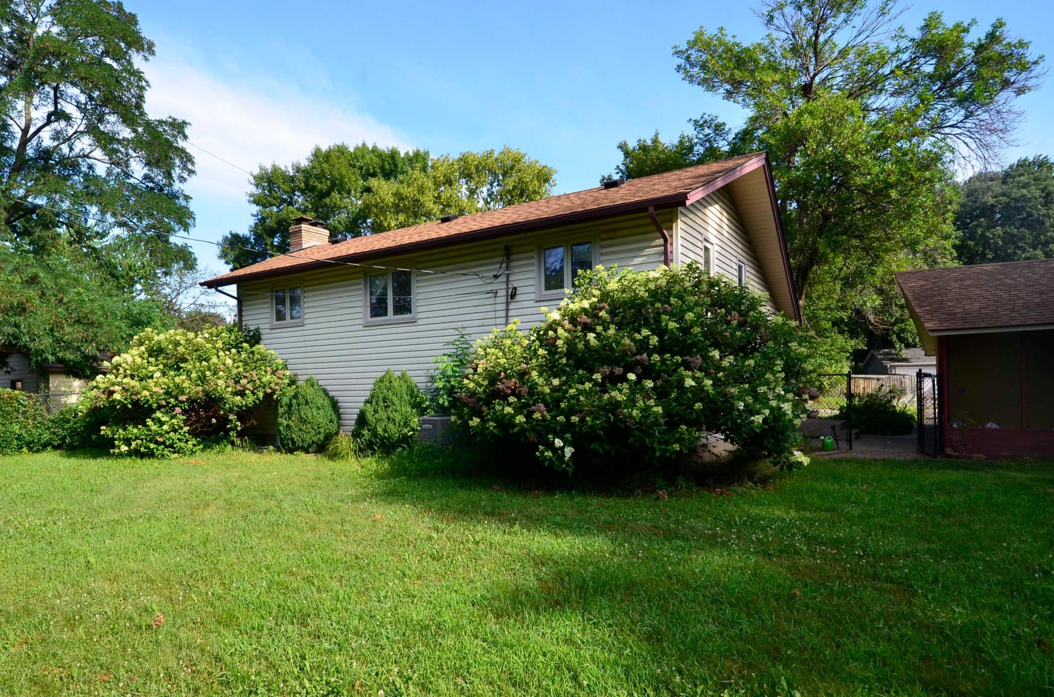 View of Residential at 6609 74 1/2 Avenue, Brooklyn Park MN 55428, Brooklyn Park (31 of 33) - Mike Wilen | Minnesota Team Real Estate