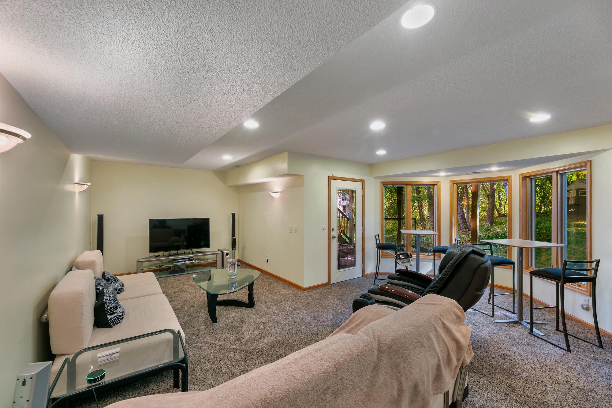 View of Residential at 10725 55th Ave N, Plymouth MN 55442, Plymouth (26 of 38) - Mike Wilen | Minnesota Team Real Estate