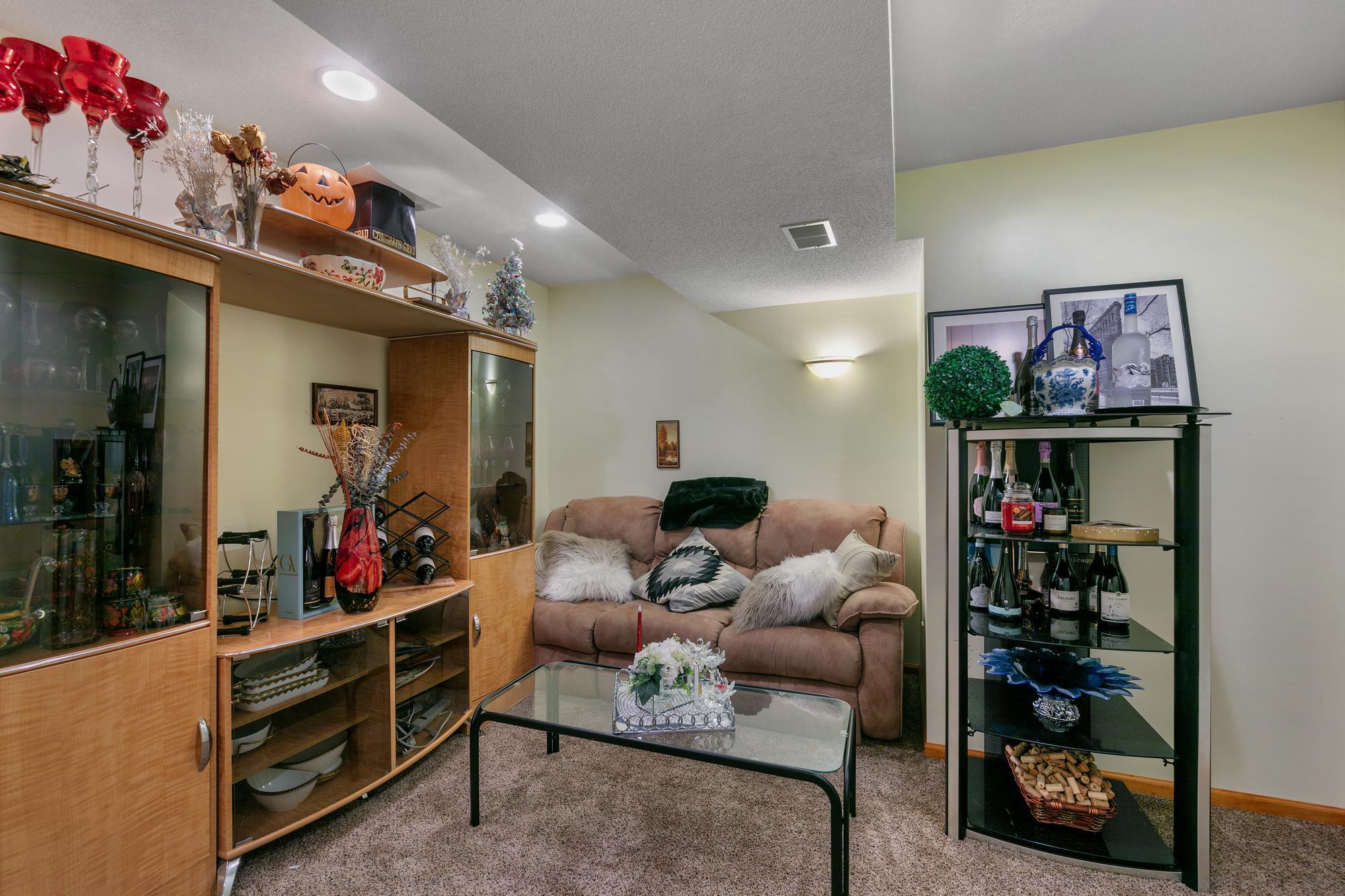 View of Residential at 10725 55th Ave N, Plymouth MN 55442, Plymouth (28 of 38) - Mike Wilen | Minnesota Team Real Estate