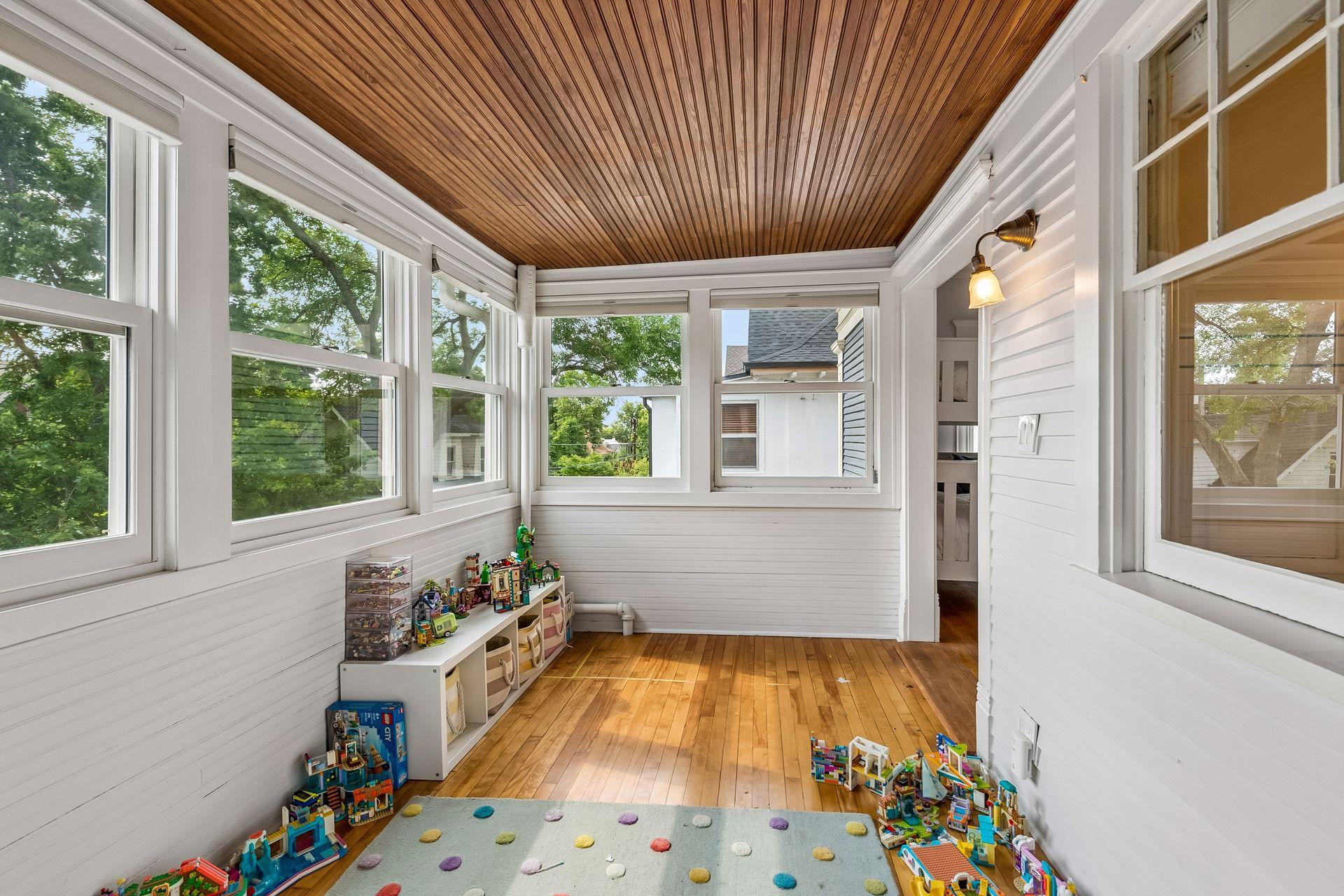 View of Residential at 1815 Fremont Avenue, Minneapolis MN 55403, Minneapolis (32 of 53) - Mike Wilen | Minnesota Team Real Estate