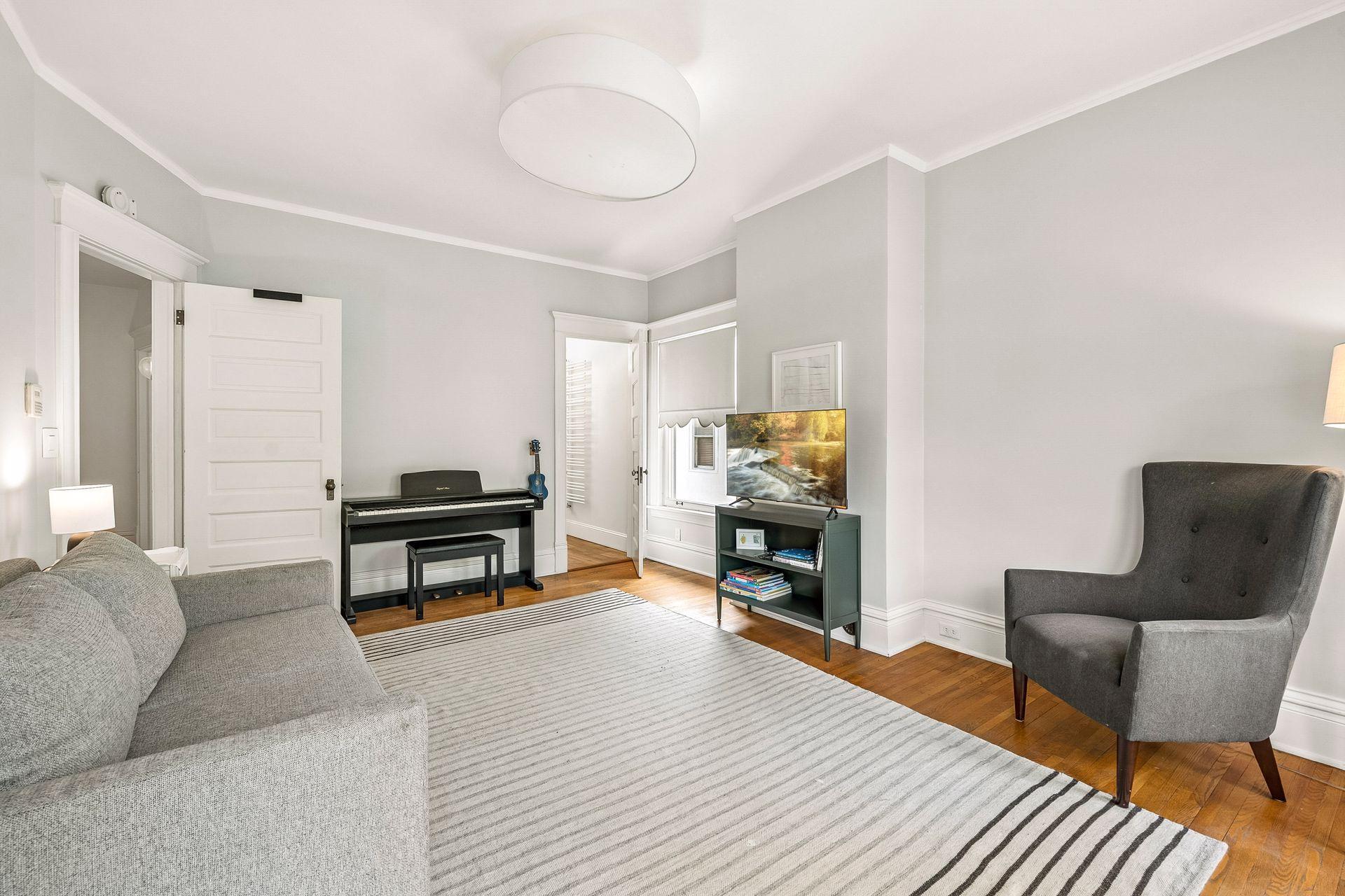 View of Residential at 1815 Fremont Avenue, Minneapolis MN 55403, Minneapolis (26 of 53) - Mike Wilen | Minnesota Team Real Estate