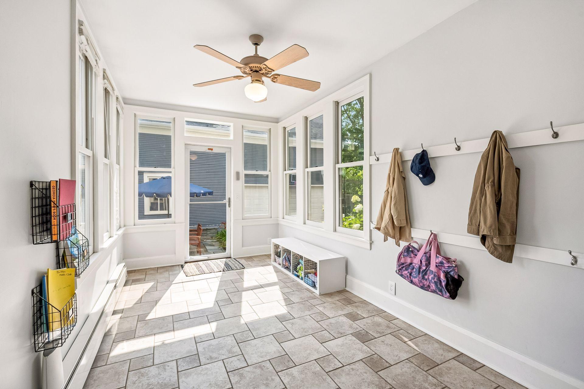 View of Residential at 1815 Fremont Avenue, Minneapolis MN 55403, Minneapolis (20 of 53) - Mike Wilen | Minnesota Team Real Estate