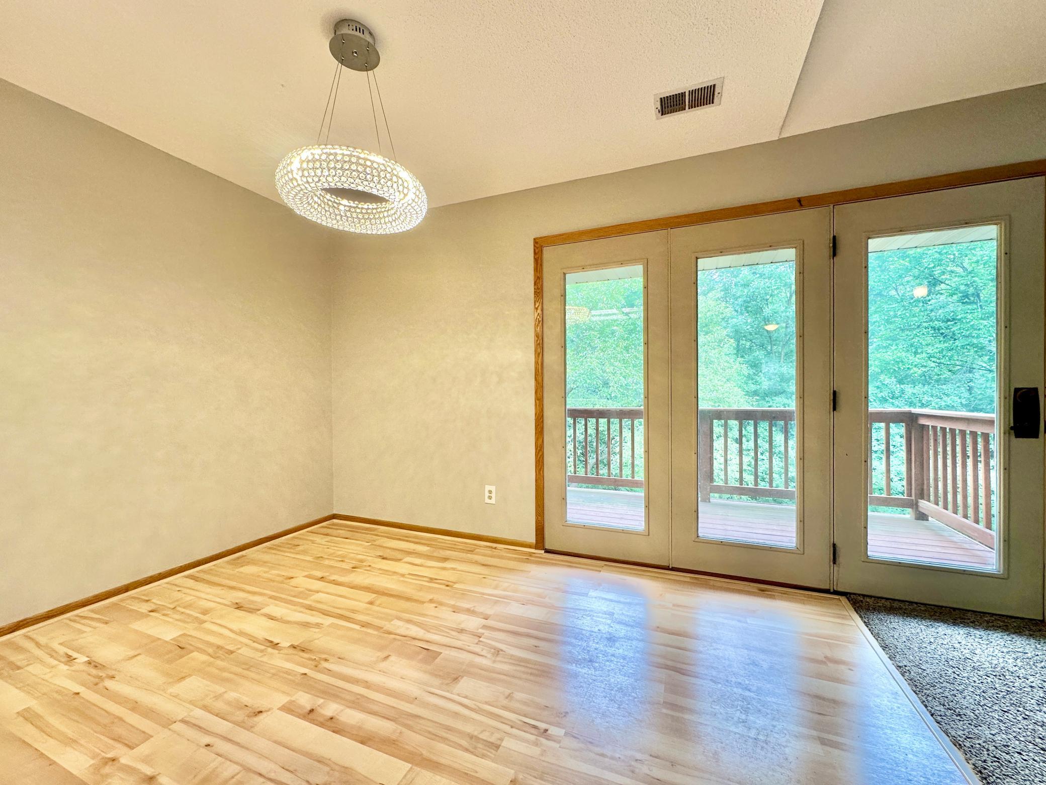 View of Residential at 18462 Creeks Bend Drive, Minnetonka MN 55345, Minnetonka (15 of 25) - Mike Wilen | Minnesota Team Real Estate