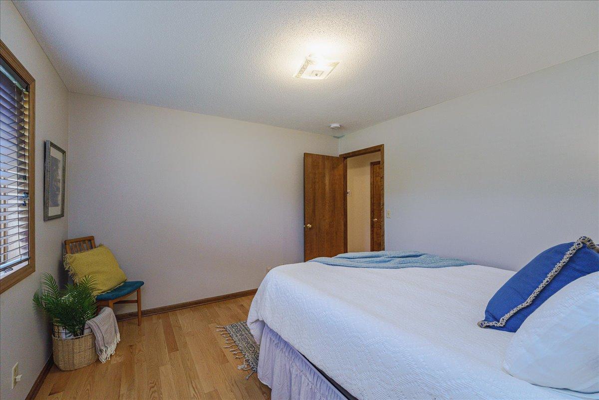 View of Residential at 1060 Dennis Street, Maplewood MN 55119, Maplewood (31 of 72) - Mike Wilen | Minnesota Team Real Estate