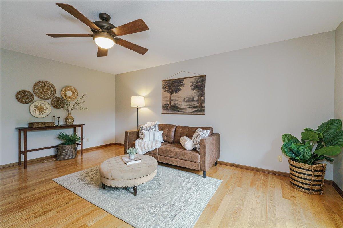 View of Residential at 1060 Dennis Street, Maplewood MN 55119, Maplewood (19 of 72) - Mike Wilen | Minnesota Team Real Estate