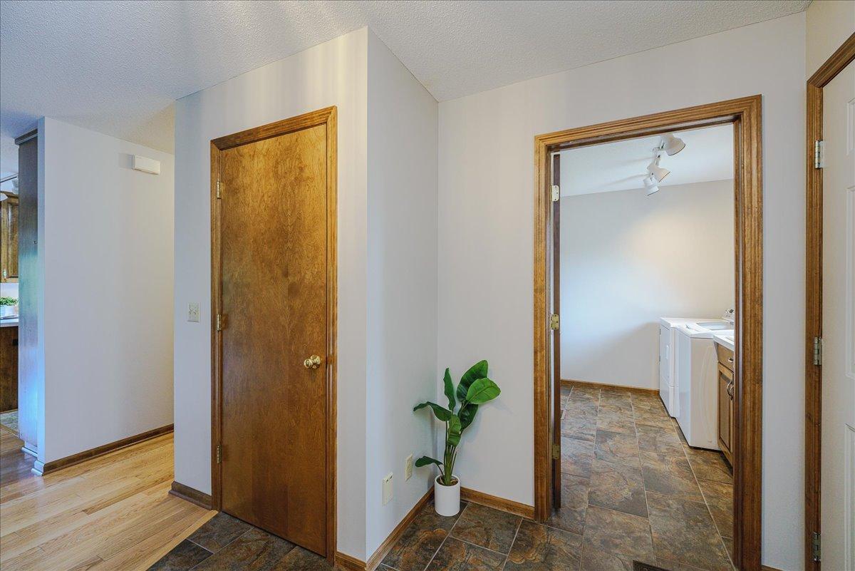 View of Residential at 1060 Dennis Street, Maplewood MN 55119, Maplewood (7 of 72) - Mike Wilen | Minnesota Team Real Estate