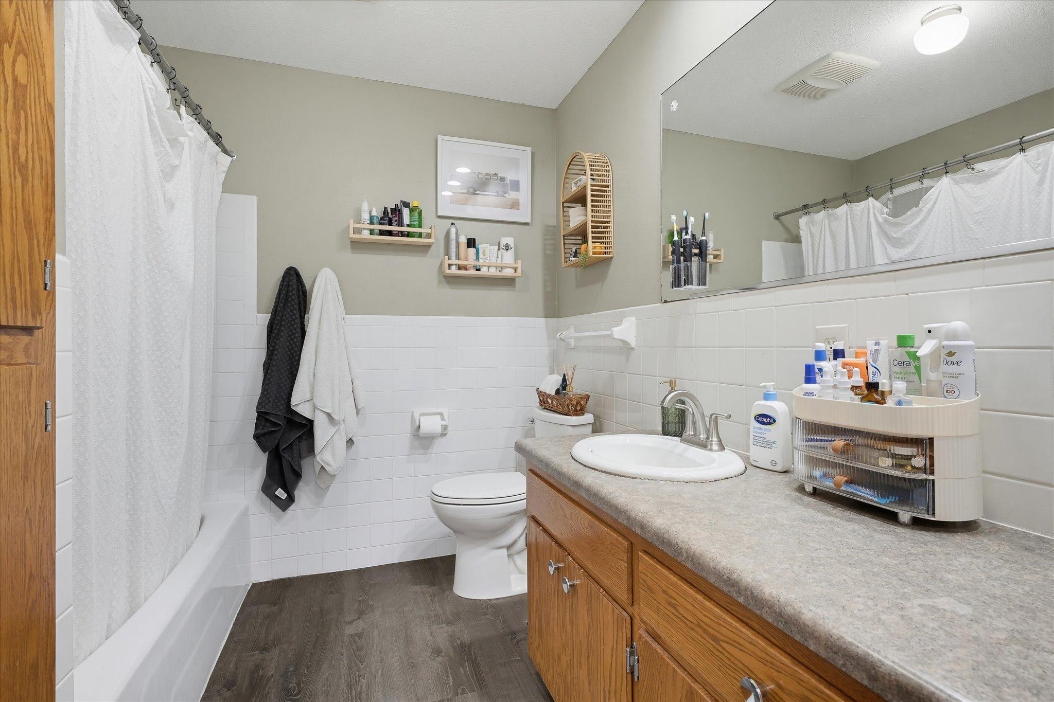 View of Residential Income at 625 Summer Street, Minneapolis MN 55413, Minneapolis (53 of 64) - Mike Wilen | Minnesota Team Real Estate