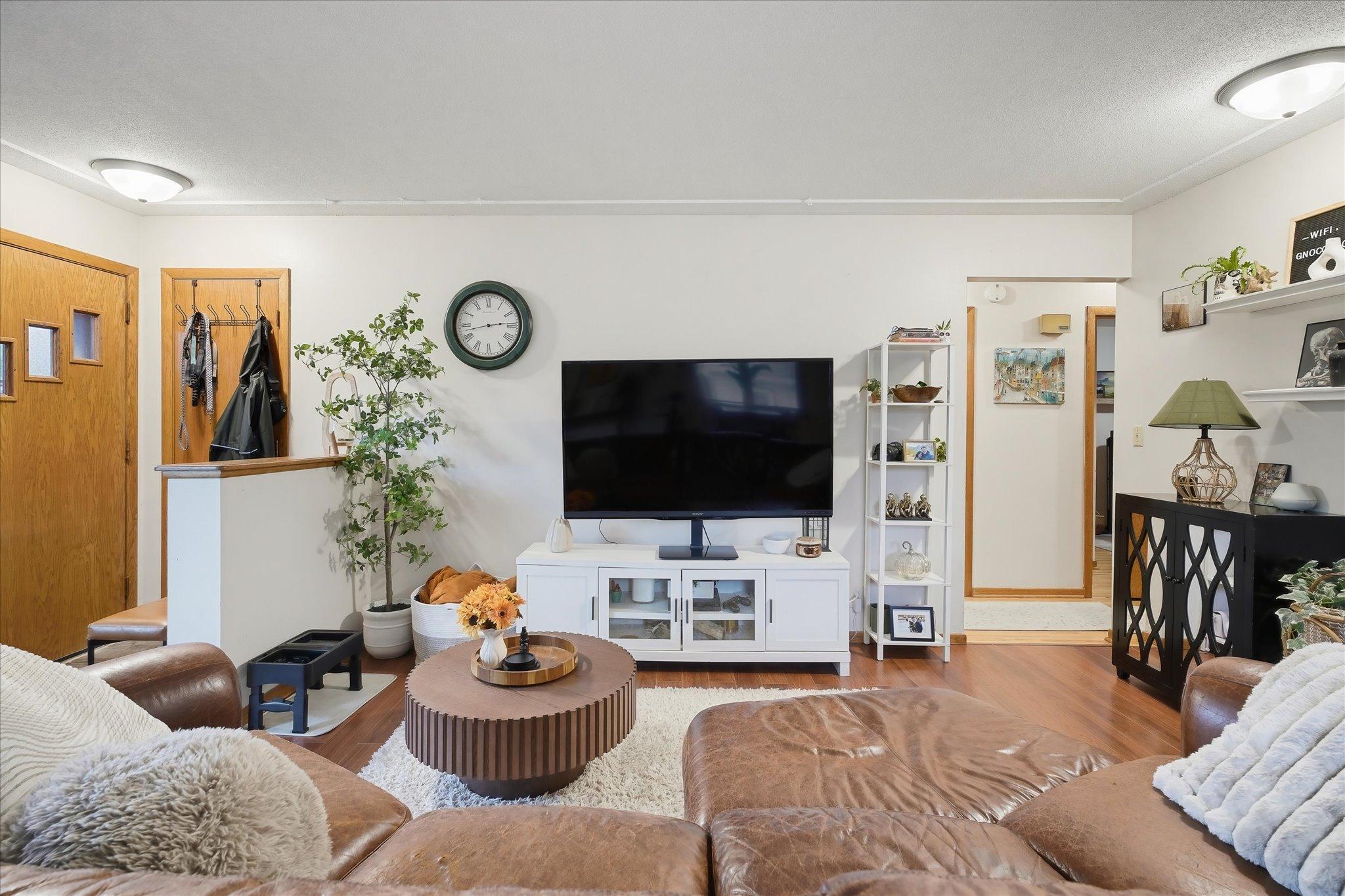 View of Residential Income at 625 Summer Street, Minneapolis MN 55413, Minneapolis (43 of 64) - Mike Wilen | Minnesota Team Real Estate