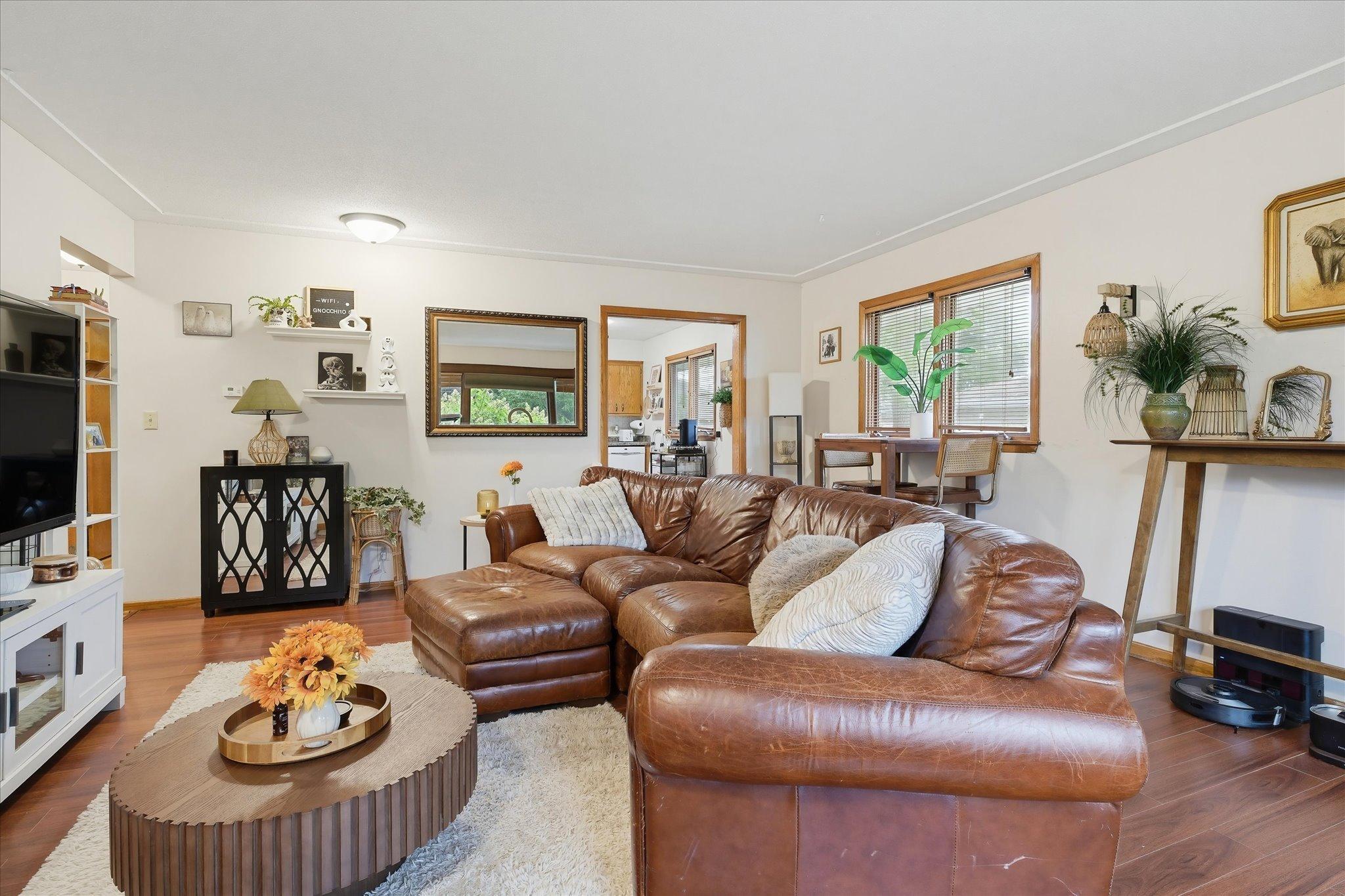 View of Residential Income at 625 Summer Street, Minneapolis MN 55413, Minneapolis (41 of 64) - Mike Wilen | Minnesota Team Real Estate