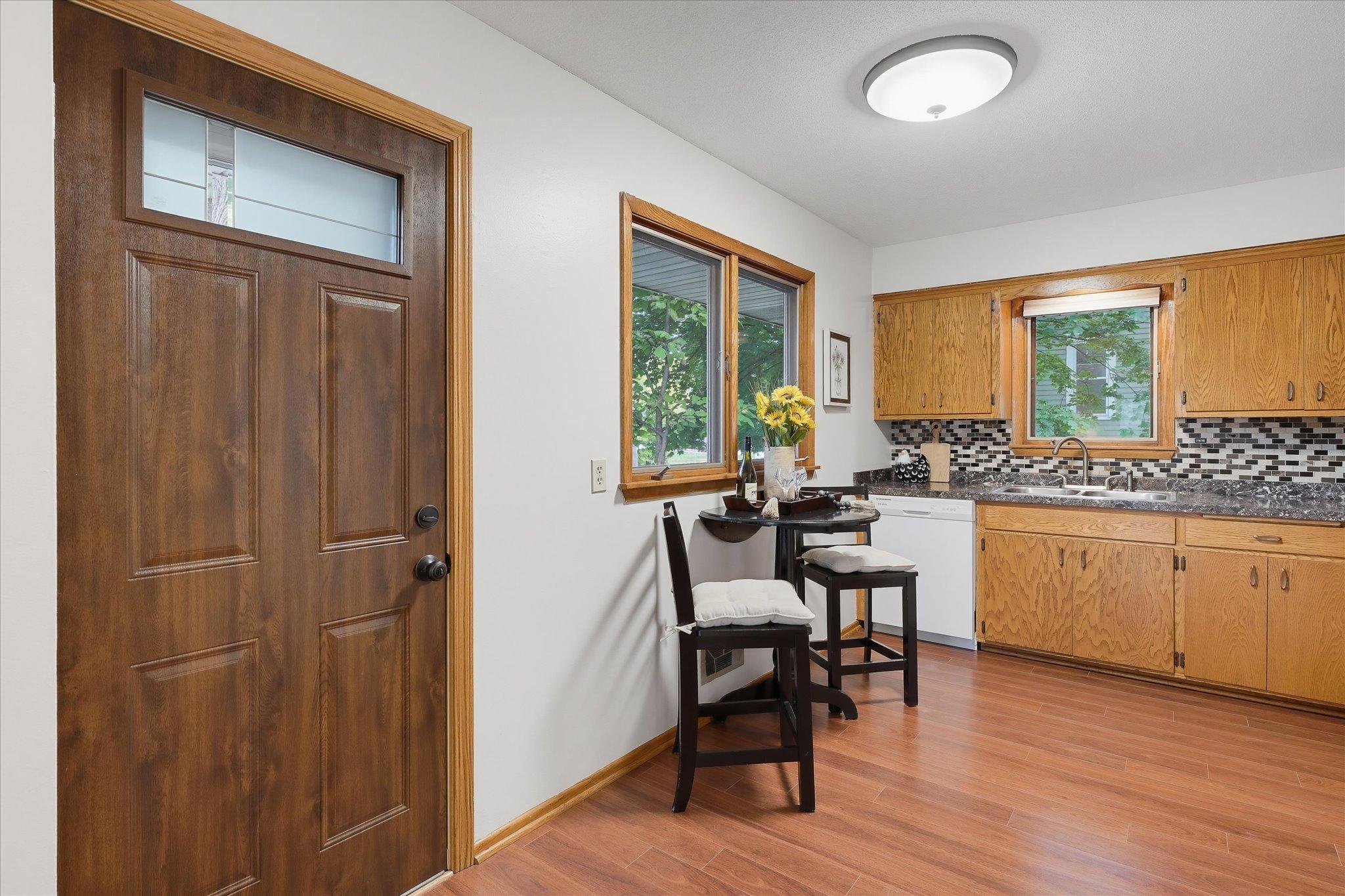 View of Residential Income at 625 Summer Street, Minneapolis MN 55413, Minneapolis (13 of 64) - Mike Wilen | Minnesota Team Real Estate