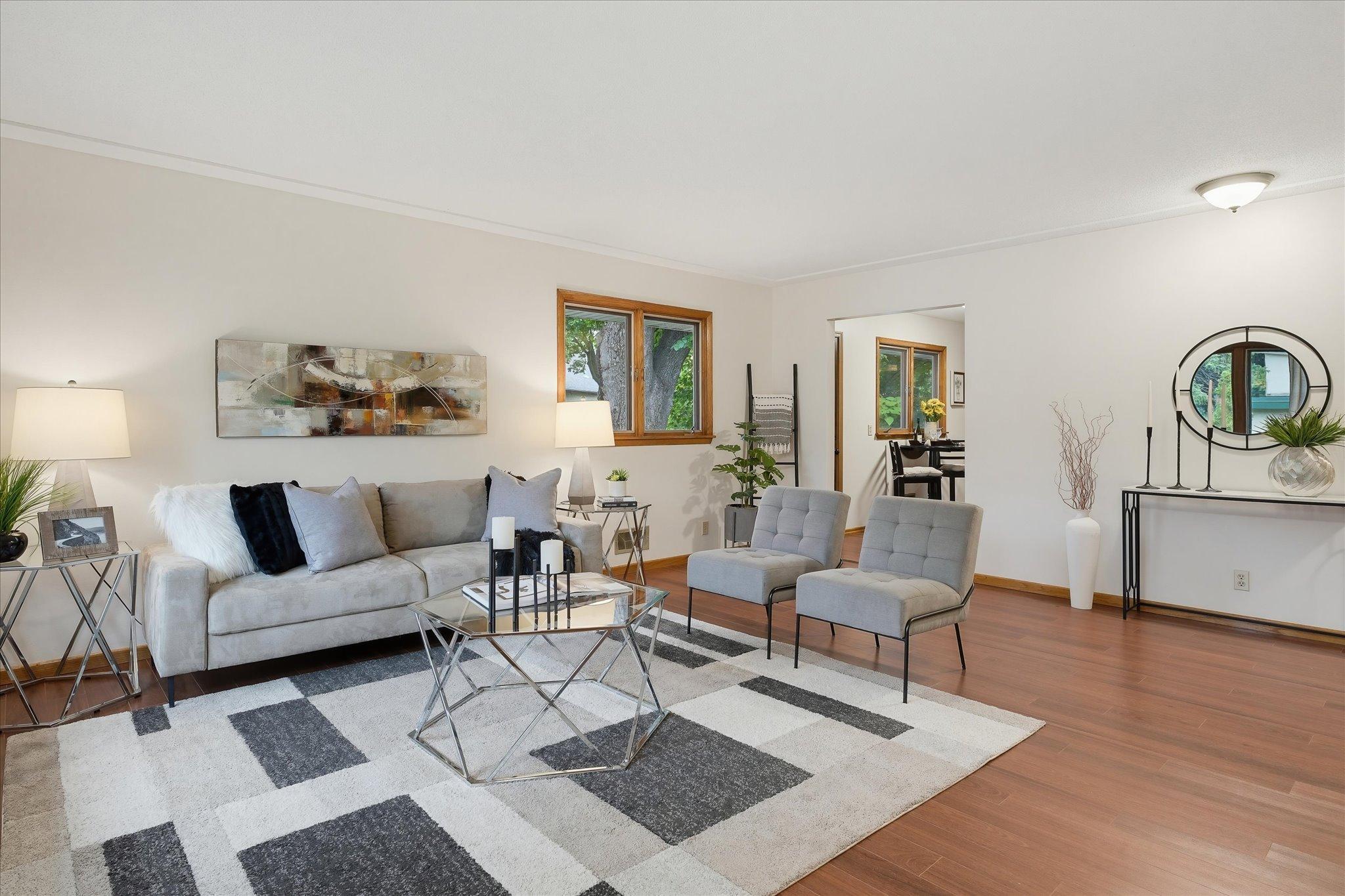 View of Residential Income at 625 Summer Street, Minneapolis MN 55413, Minneapolis (11 of 64) - Mike Wilen | Minnesota Team Real Estate
