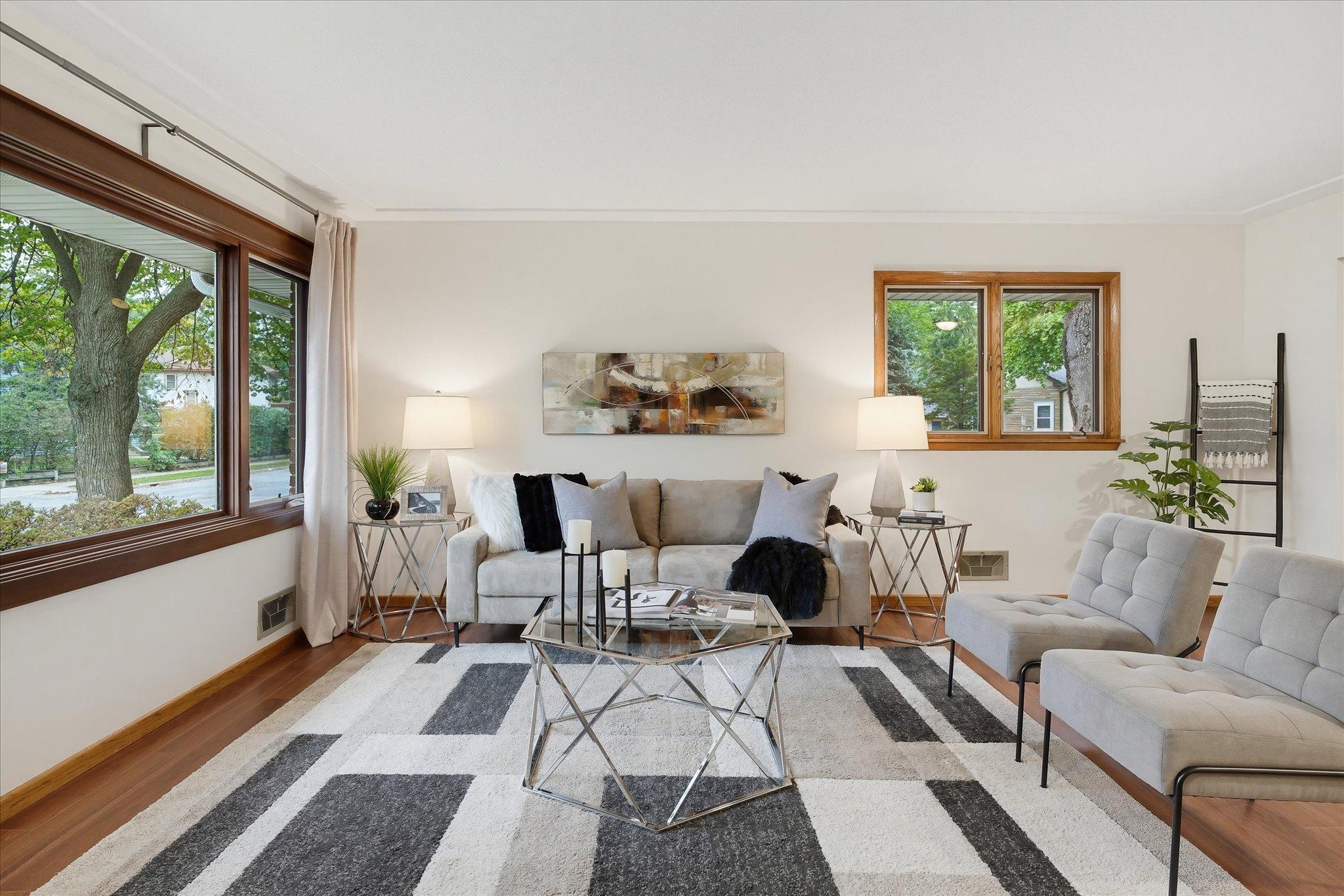 View of Residential Income at 625 Summer Street, Minneapolis MN 55413, Minneapolis (10 of 64) - Mike Wilen | Minnesota Team Real Estate