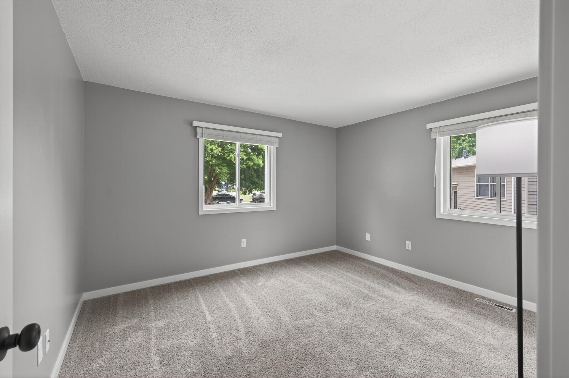 View of Residential at 2210 Matterhorn Lane, Saint Paul MN 55119, Saint Paul (13 of 32) - Mike Wilen | Minnesota Team Real Estate