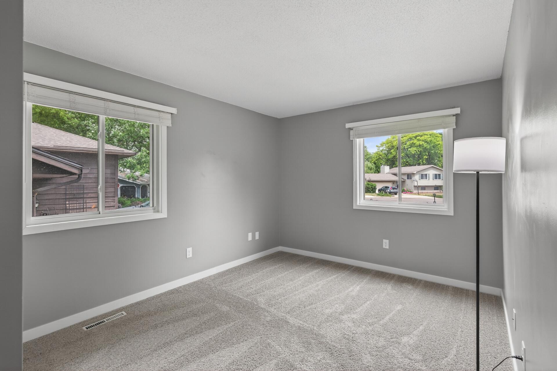 View of Residential at 2210 Matterhorn Lane, Saint Paul MN 55119, Saint Paul (14 of 32) - Mike Wilen | Minnesota Team Real Estate
