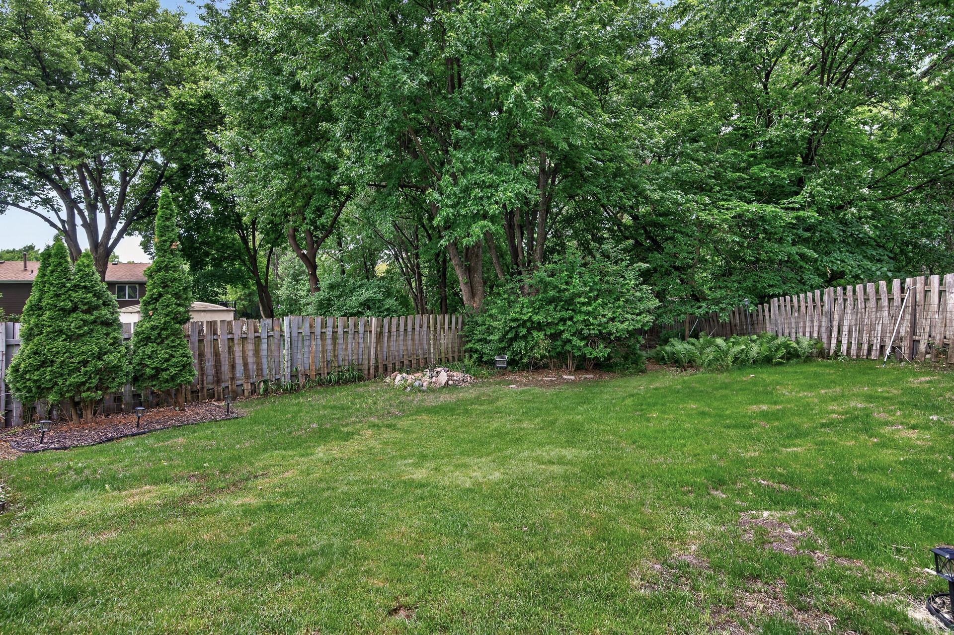 View of Residential at 2210 Matterhorn Lane, Saint Paul MN 55119, Saint Paul (27 of 32) - Mike Wilen | Minnesota Team Real Estate