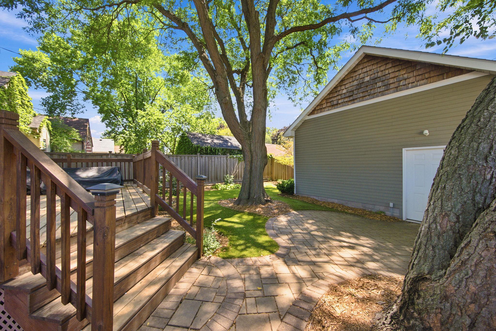 View of Residential at 2222 Scheffer Avenue, Saint Paul MN 55116, Saint Paul (28 of 37) - Mike Wilen | Minnesota Team Real Estate