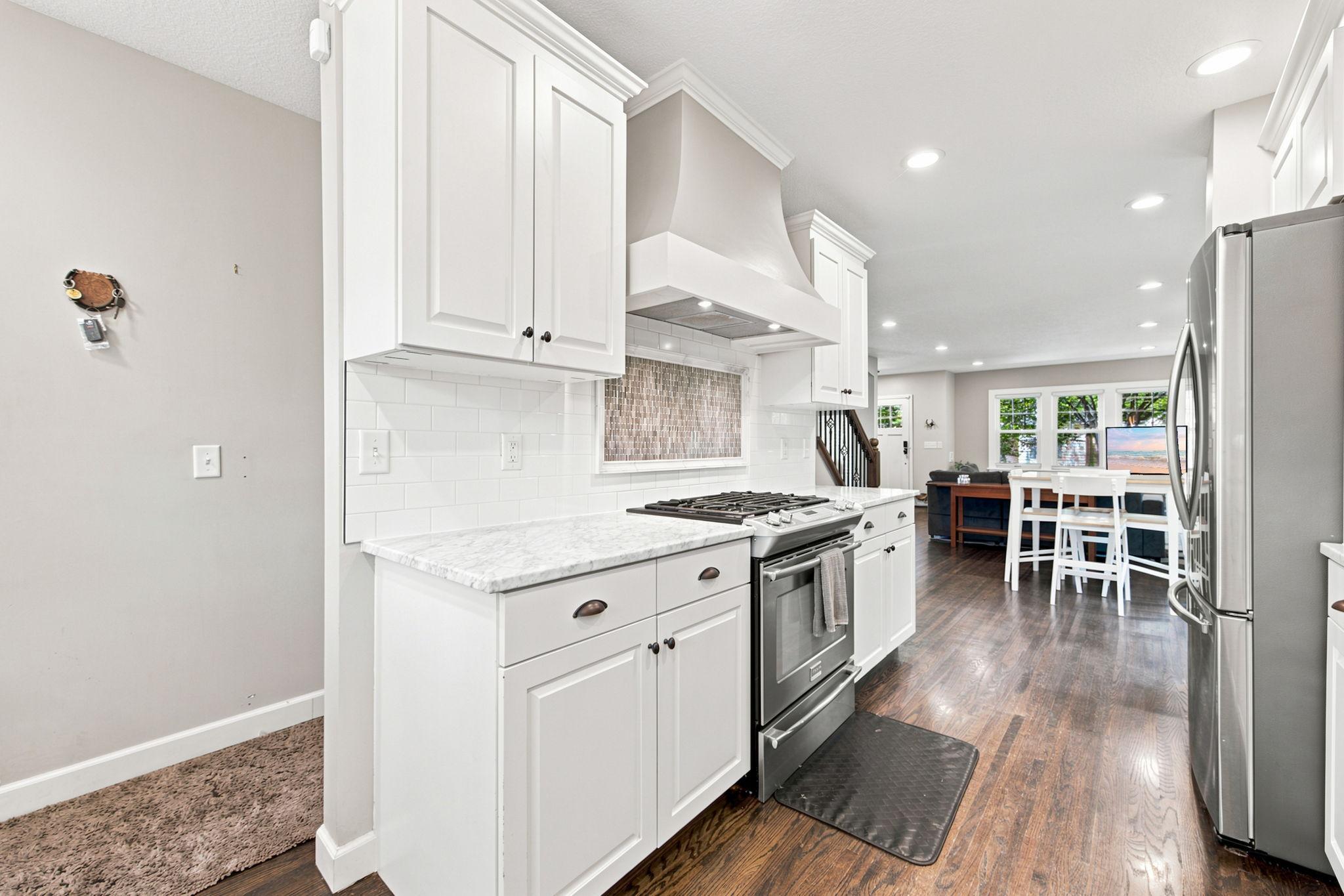 View of Residential at 2222 Scheffer Avenue, Saint Paul MN 55116, Saint Paul (9 of 37) - Mike Wilen | Minnesota Team Real Estate