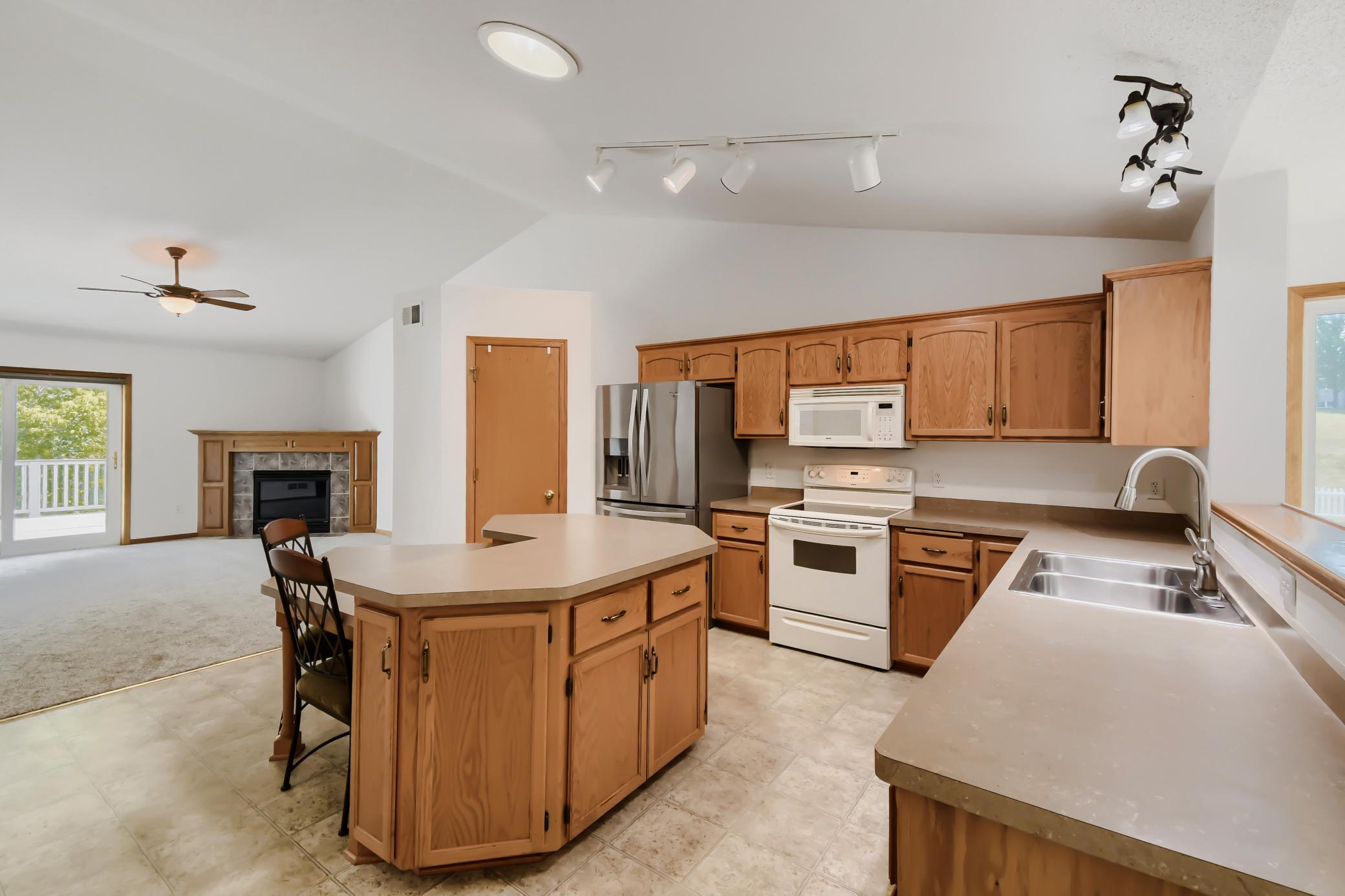 View of Residential at 21153 Pasofino Circle, Forest Lake MN 55025, Forest Lake (4 of 35) - Mike Wilen | Minnesota Team Real Estate