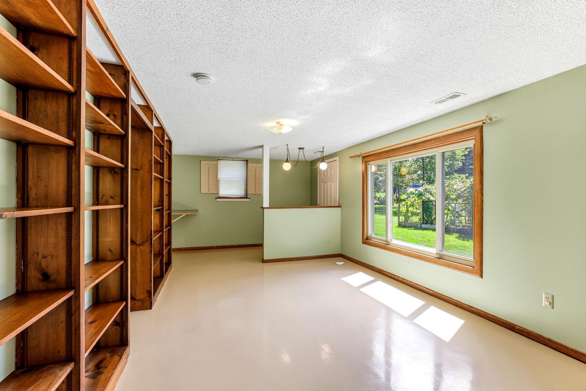 View of Residential at 16307 Moorland Circle, Minnetonka MN 55345, Minnetonka (28 of 60) - Mike Wilen | Minnesota Team Real Estate