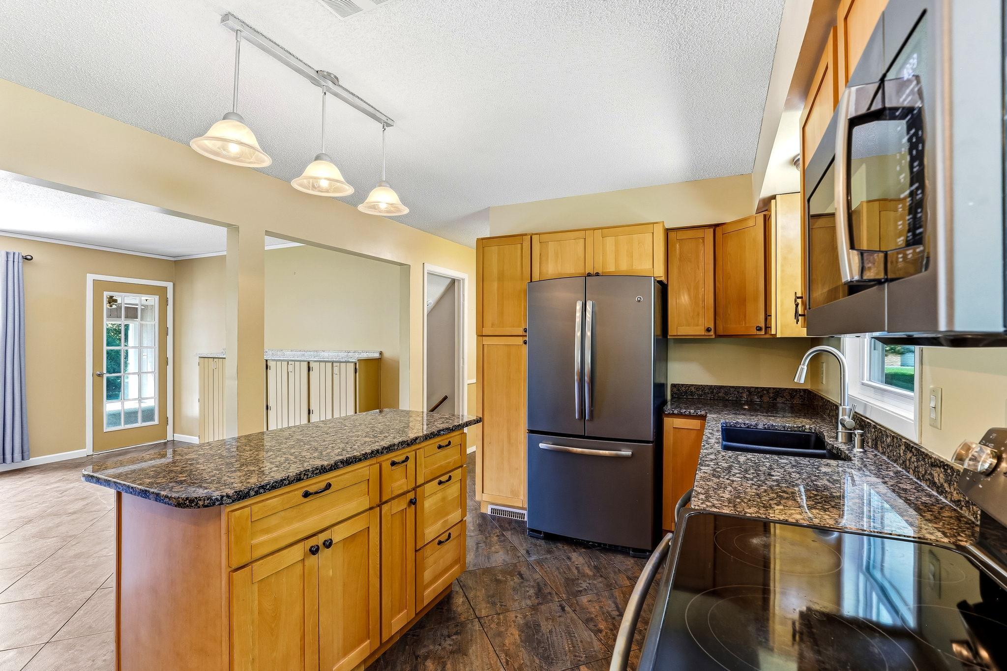View of Residential at 16307 Moorland Circle, Minnetonka MN 55345, Minnetonka (11 of 60) - Mike Wilen | Minnesota Team Real Estate