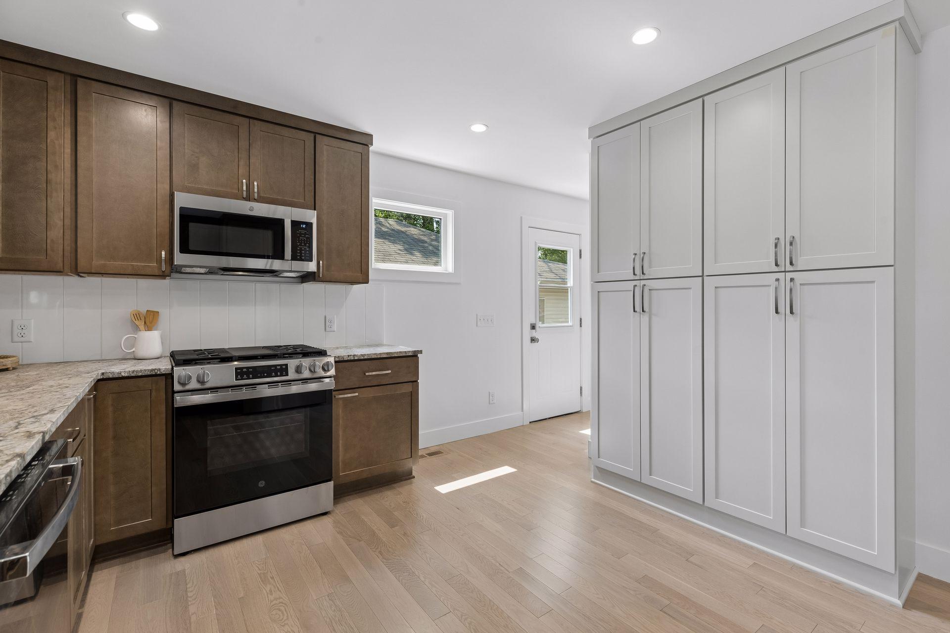 View of Residential at 3025 Natchez Avenue, Saint Louis Park MN 55416, Saint Louis Park (9 of 44) - Mike Wilen | Minnesota Team Real Estate