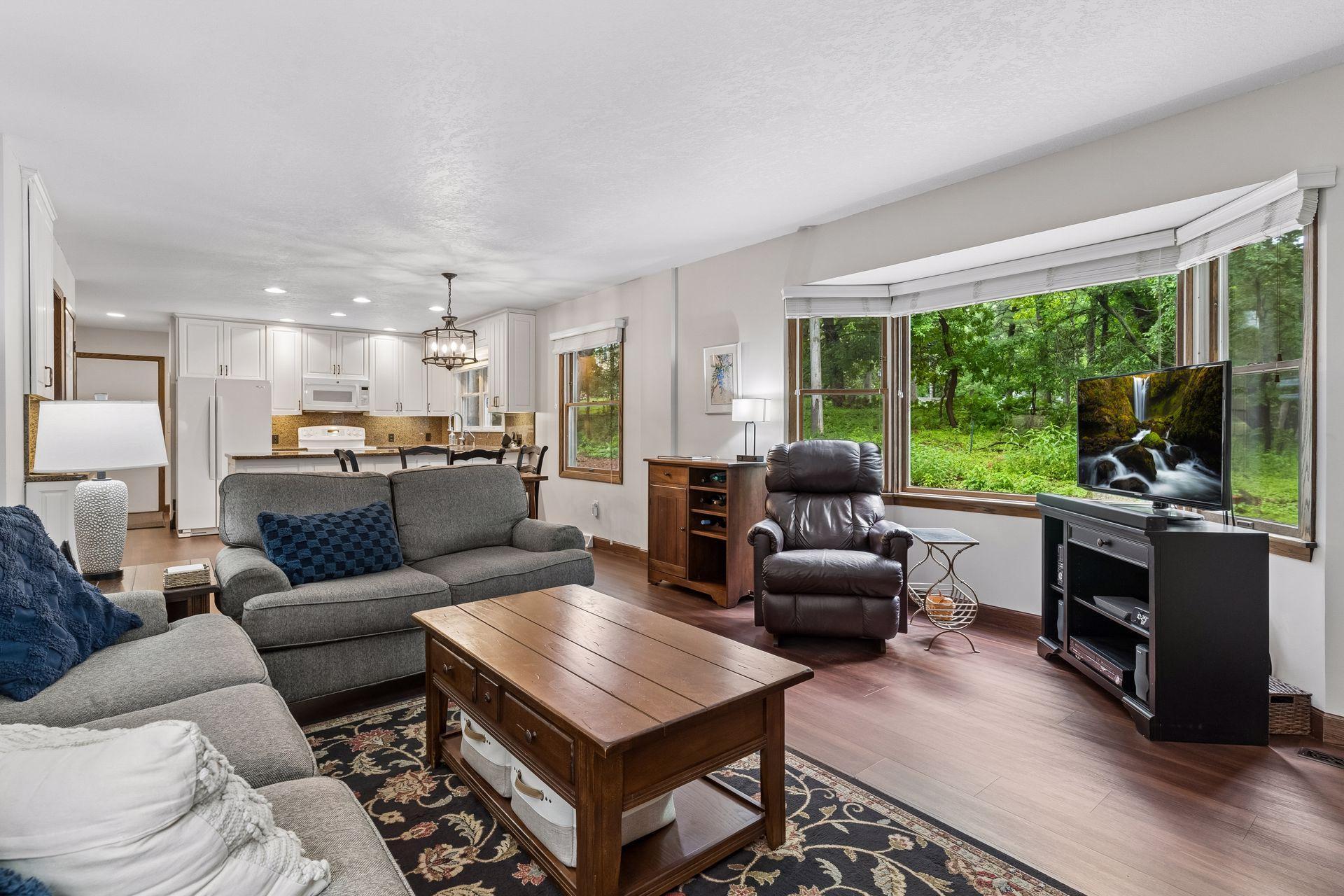 View of Residential at 360 Quail Road, Dellwood MN 55110, Dellwood (8 of 36) - Mike Wilen | Minnesota Team Real Estate