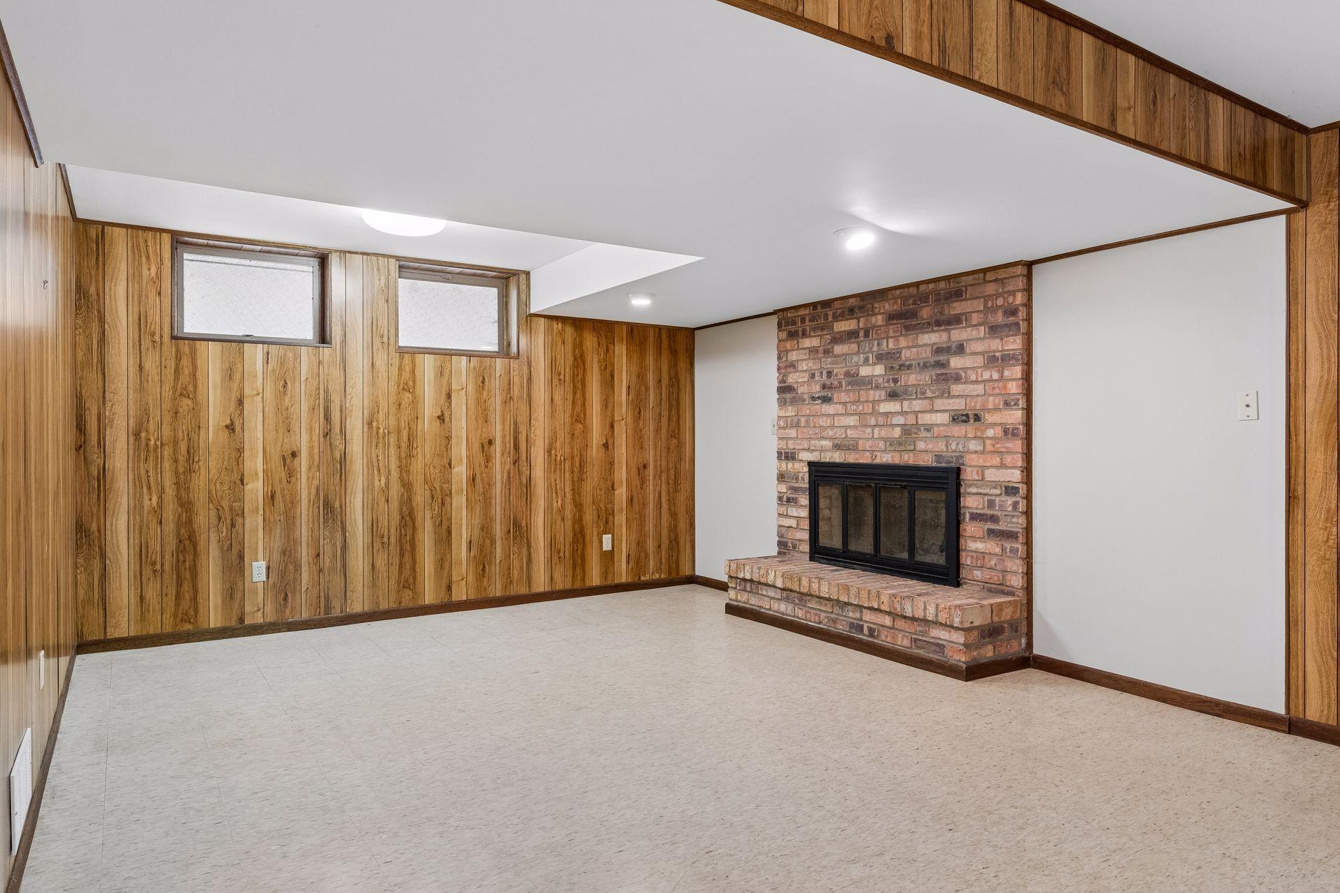 View of Residential at 360 Quail Road, Dellwood MN 55110, Dellwood (27 of 36) - Mike Wilen | Minnesota Team Real Estate