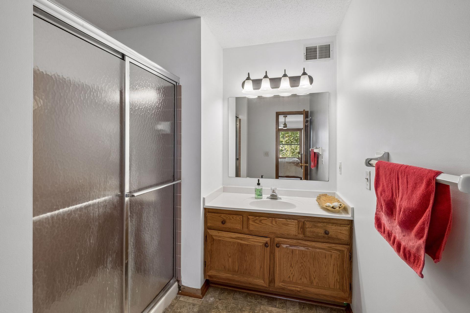 View of Residential at 11081 Oregon Curve, Bloomington MN 55438, Bloomington (10 of 14) - Mike Wilen | Minnesota Team Real Estate