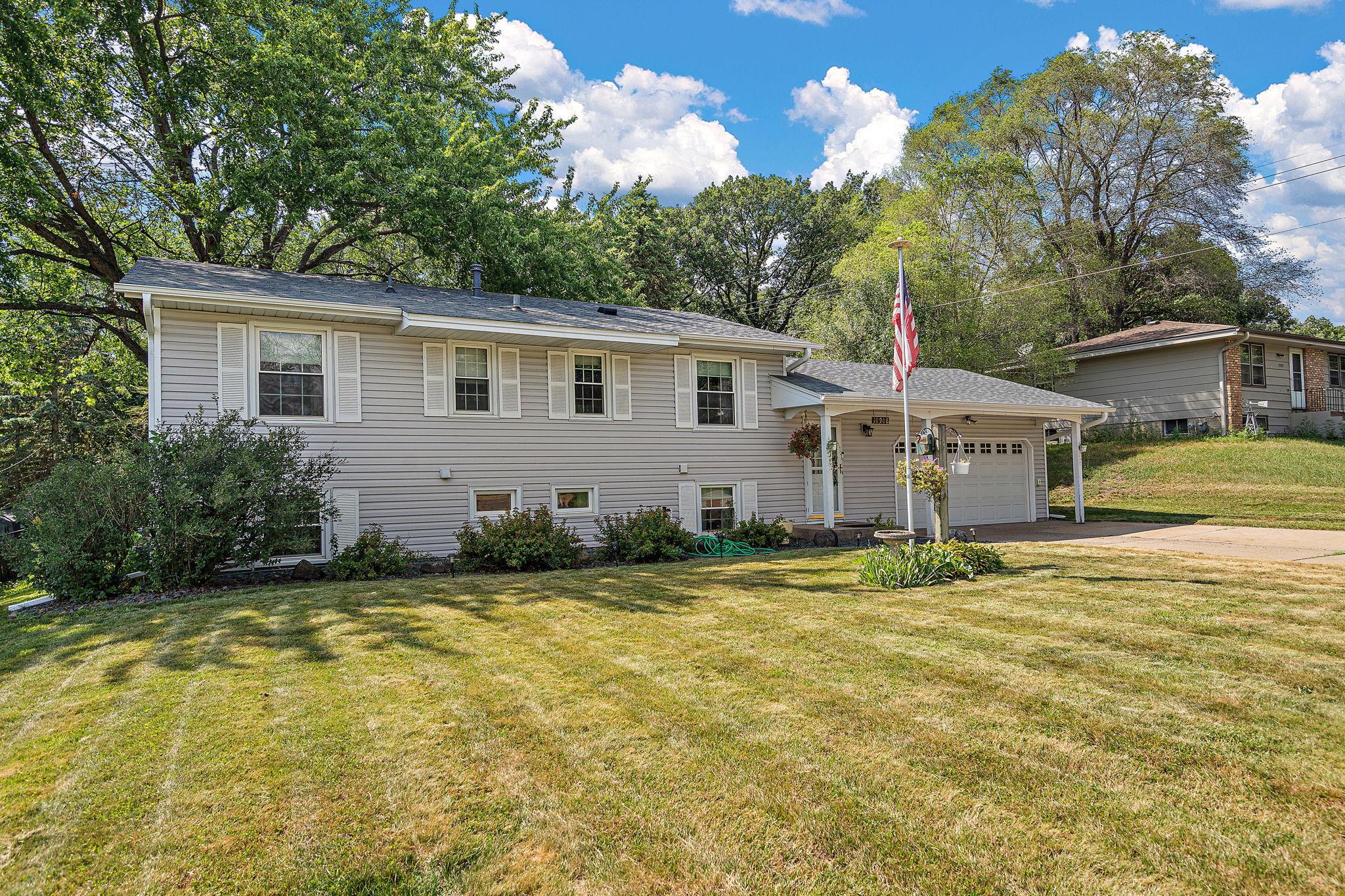 View of Residential at 10908 Dahlia Street, Coon Rapids MN 55433, Coon Rapids (2 of 34) - Mike Wilen | Minnesota Team Real Estate