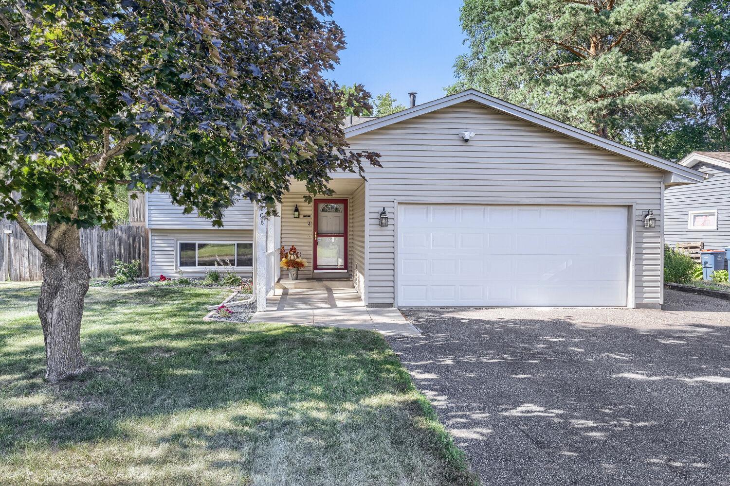 View of Residential at 6208 114th Avenue, Champlin MN 55316, Champlin - Mike Wilen | Minnesota Team Real Estate