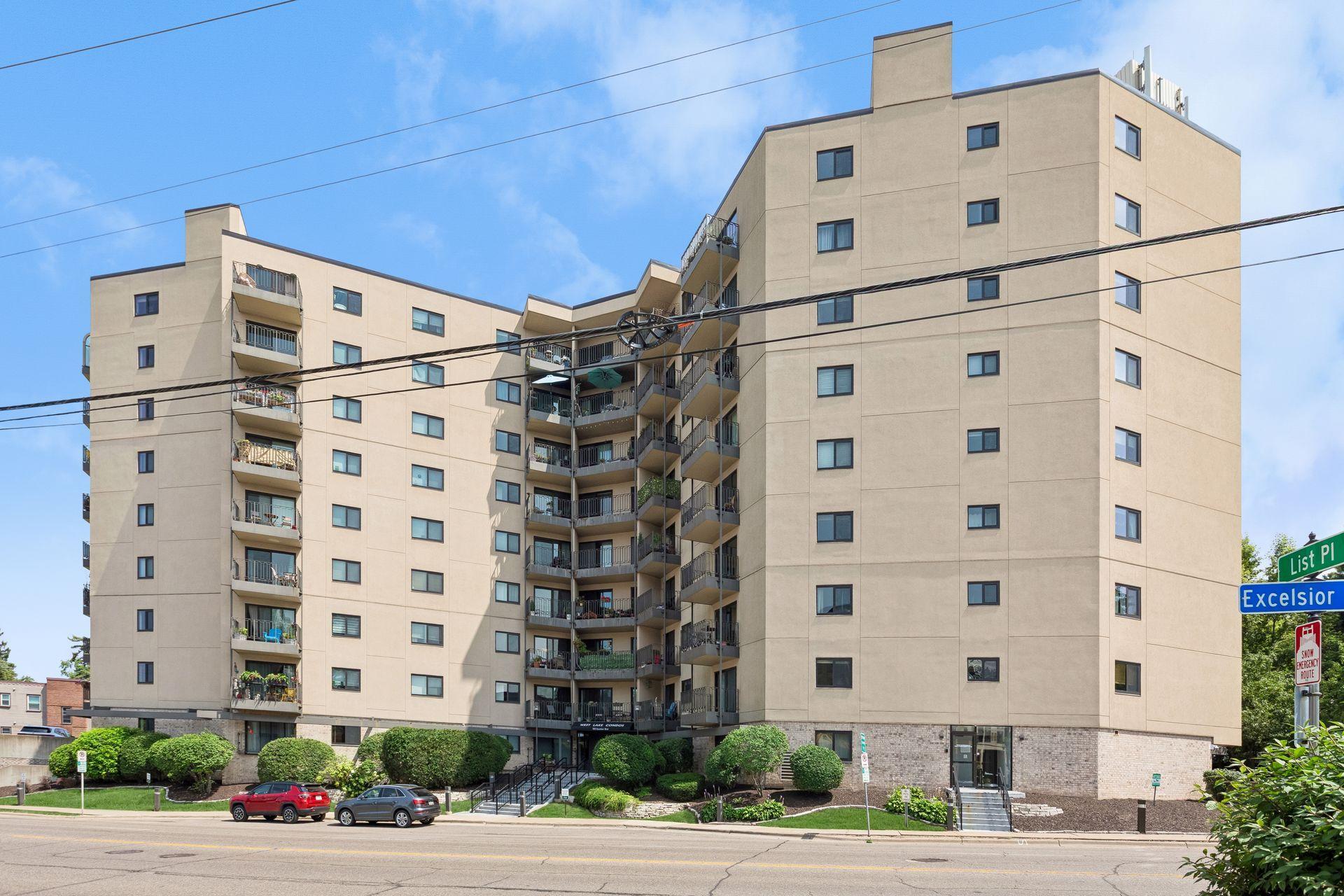 View of Residential at 3131 Excelsior Boulevard #212, Minneapolis MN 55416, Minneapolis (71 of 103) - Mike Wilen | Minnesota Team Real Estate