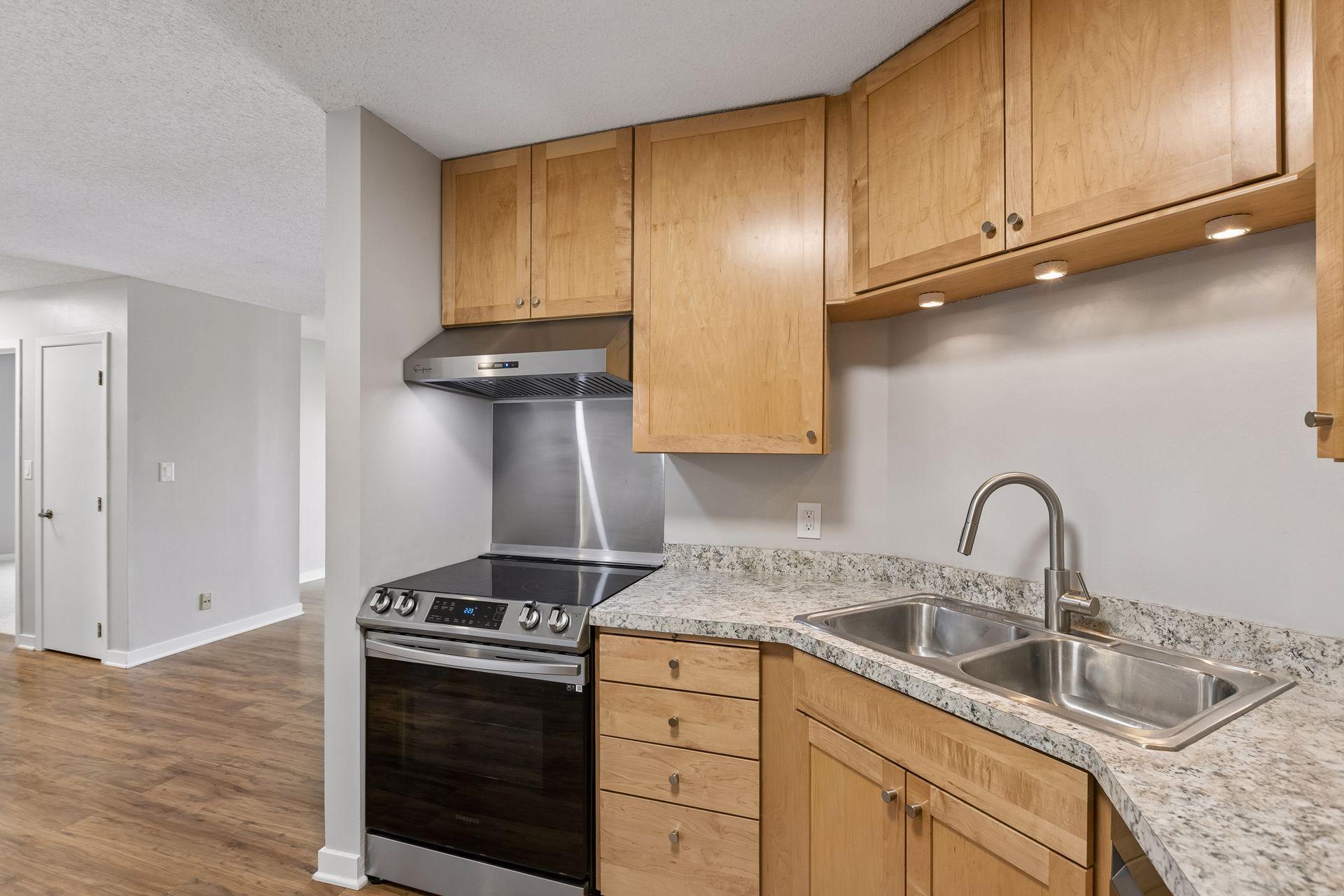 View of Residential at 3131 Excelsior Boulevard #212, Minneapolis MN 55416, Minneapolis (32 of 103) - Mike Wilen | Minnesota Team Real Estate