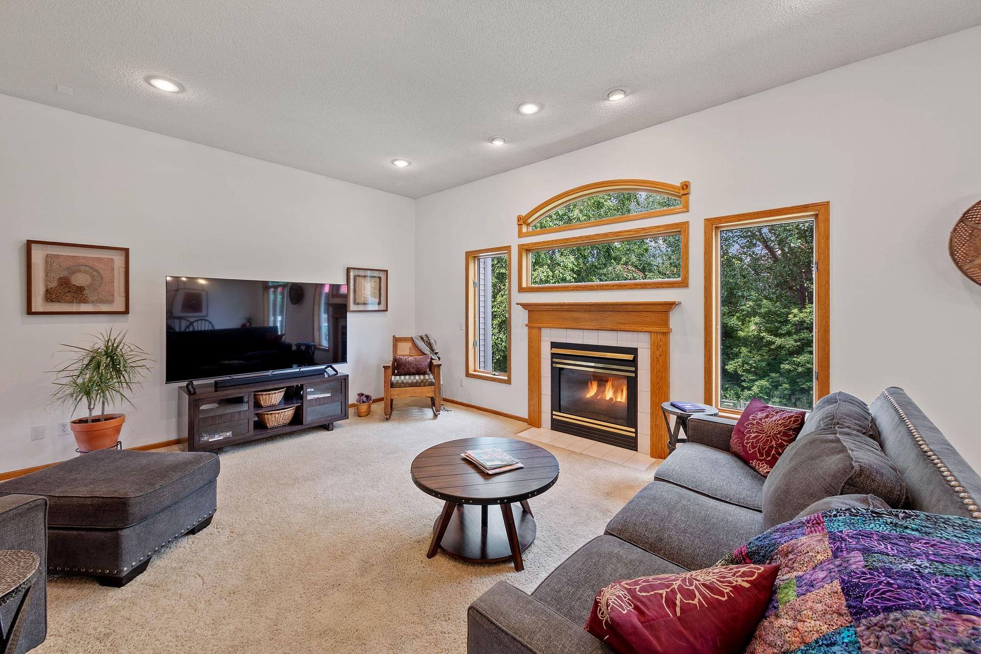 View of Residential at 3947 Bailey Ridge Draw, Woodbury MN 55125, Woodbury (7 of 28) - Mike Wilen | Minnesota Team Real Estate