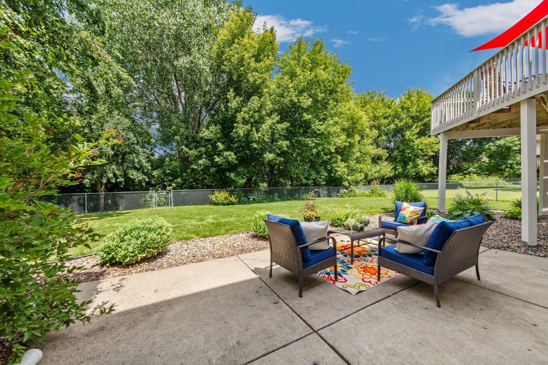 View of Residential at 3947 Bailey Ridge Draw, Woodbury MN 55125, Woodbury (5 of 28) - Mike Wilen | Minnesota Team Real Estate