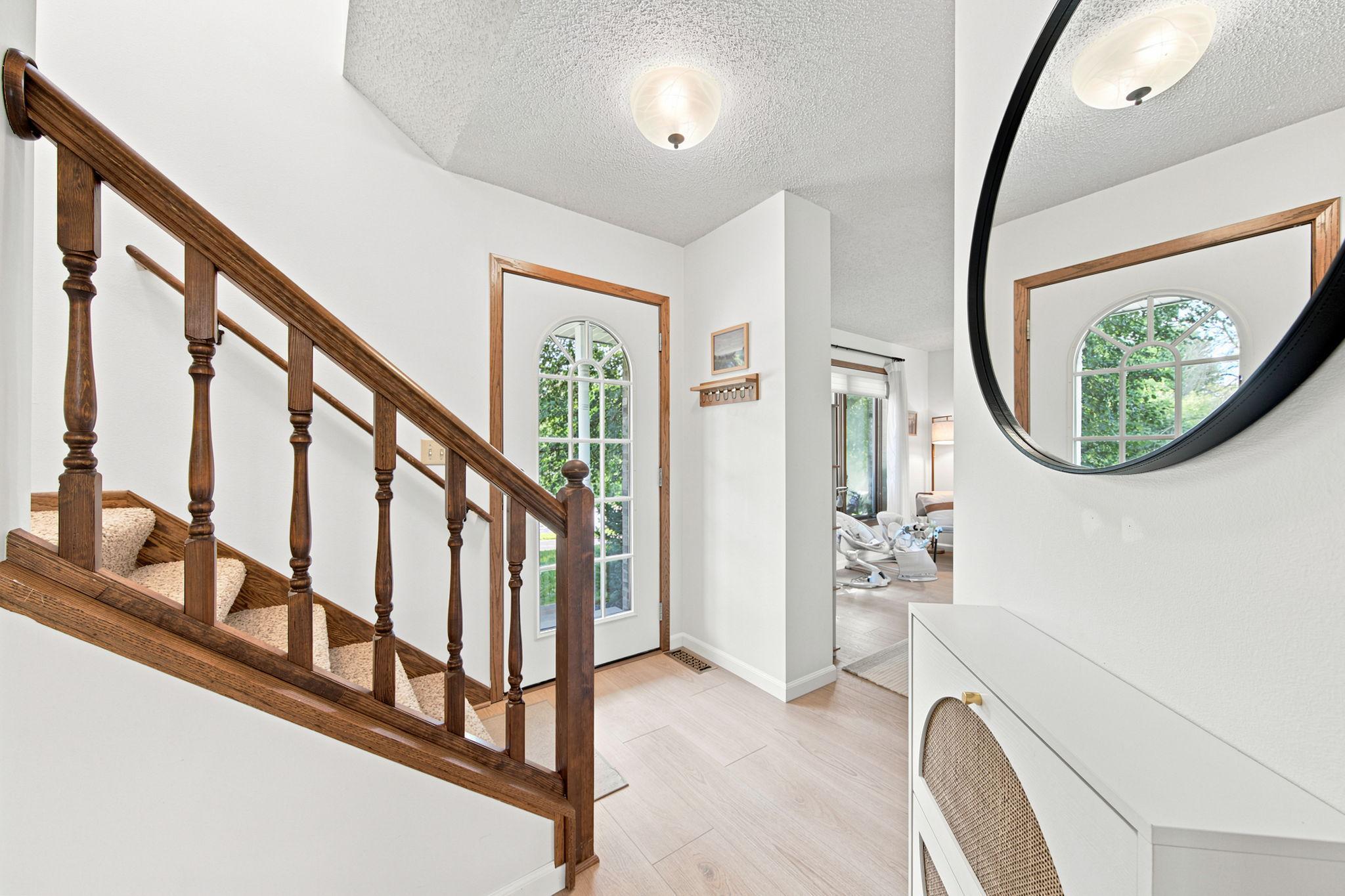 View of Residential at 840 Northview Park Road, Eagan MN 55123, Eagan (8 of 39) - Mike Wilen | Minnesota Team Real Estate