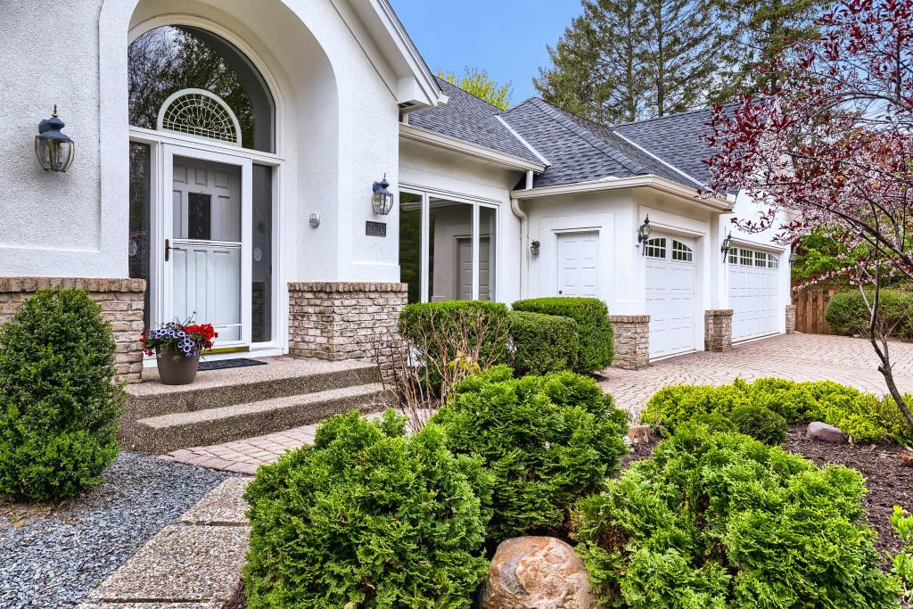 View of Residential at 7170 Kenmare Drive, Bloomington MN 55438, Bloomington (3 of 66) - Mike Wilen | Minnesota Team Real Estate