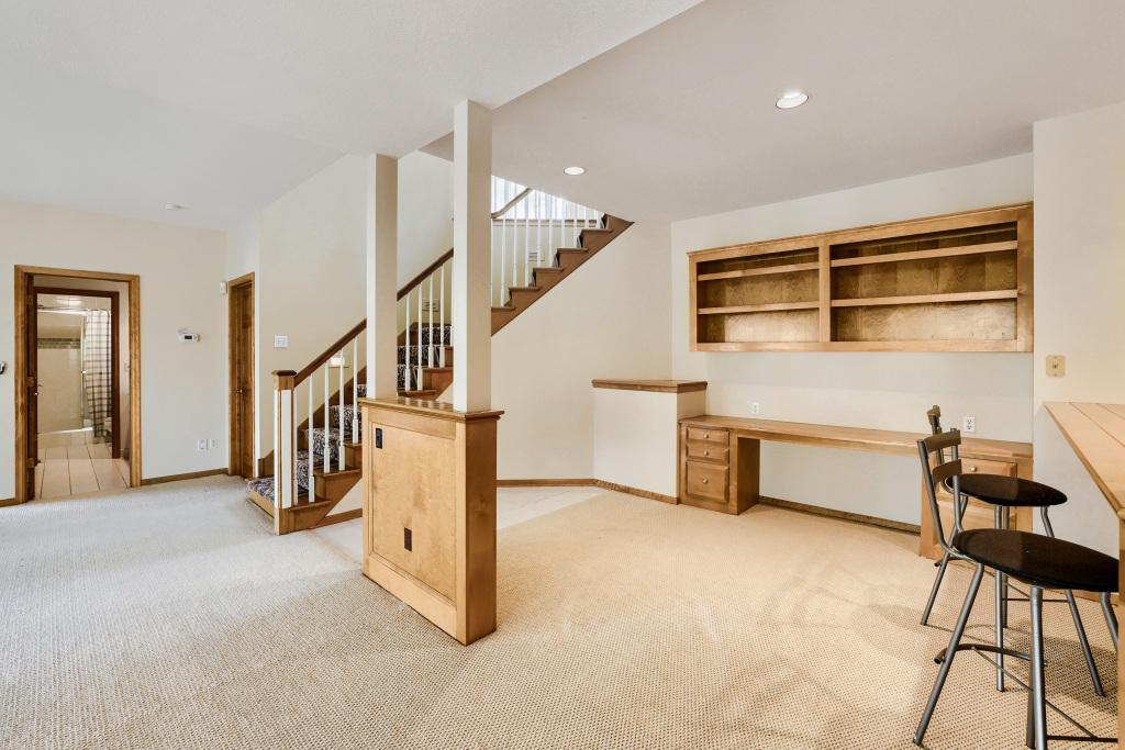 View of Residential at 7170 Kenmare Drive, Bloomington MN 55438, Bloomington (41 of 66) - Mike Wilen | Minnesota Team Real Estate