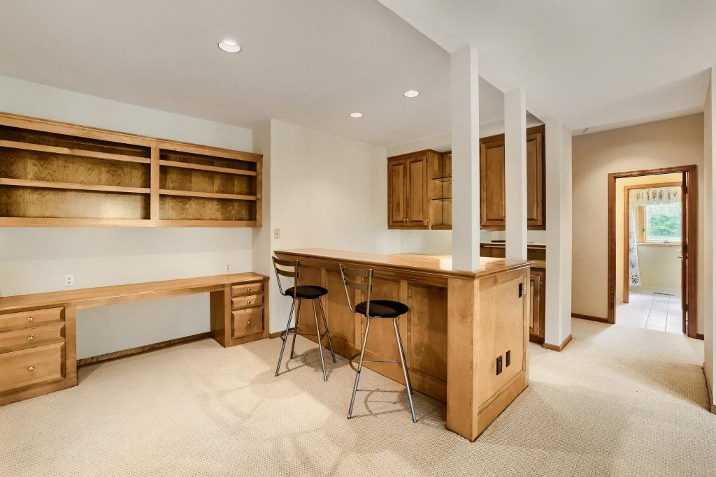 View of Residential at 7170 Kenmare Drive, Bloomington MN 55438, Bloomington (42 of 66) - Mike Wilen | Minnesota Team Real Estate