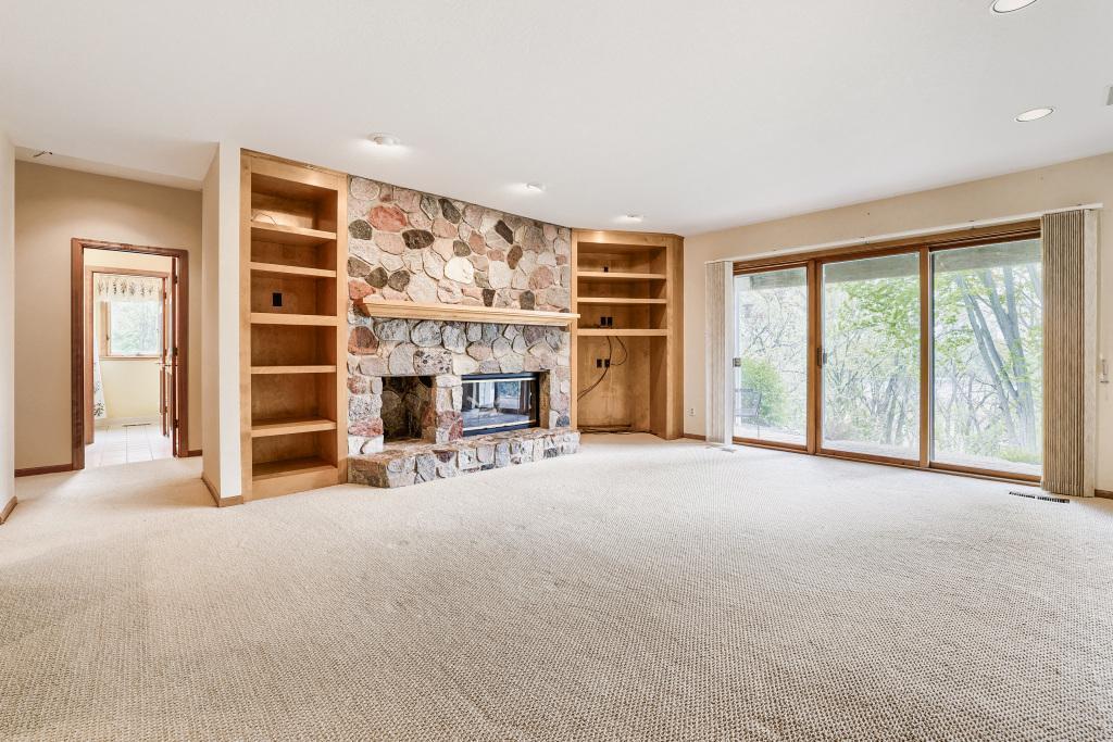 View of Residential at 7170 Kenmare Drive, Bloomington MN 55438, Bloomington (43 of 66) - Mike Wilen | Minnesota Team Real Estate