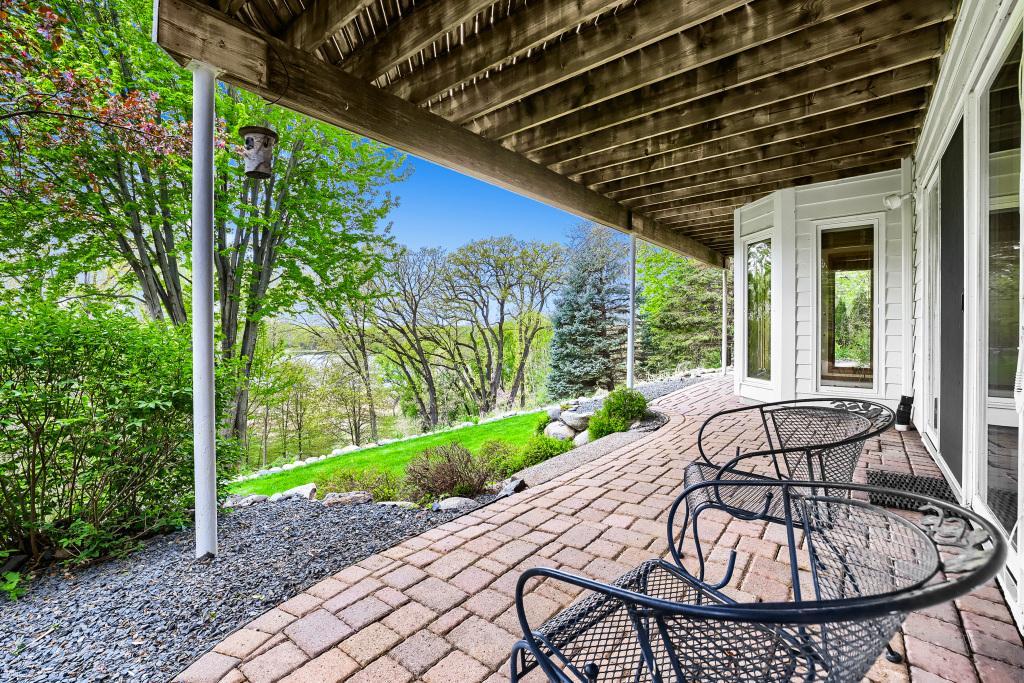 View of Residential at 7170 Kenmare Drive, Bloomington MN 55438, Bloomington (55 of 66) - Mike Wilen | Minnesota Team Real Estate