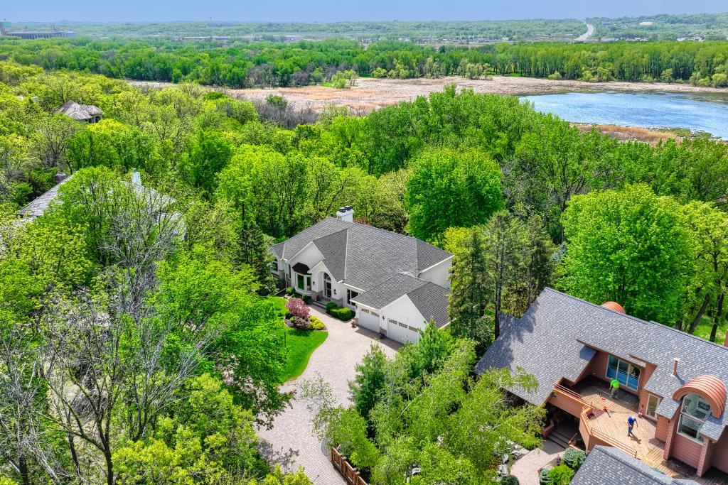 View of Residential at 7170 Kenmare Drive, Bloomington MN 55438, Bloomington (58 of 66) - Mike Wilen | Minnesota Team Real Estate