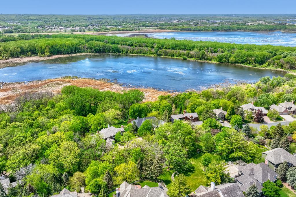 View of Residential at 7170 Kenmare Drive, Bloomington MN 55438, Bloomington (59 of 66) - Mike Wilen | Minnesota Team Real Estate