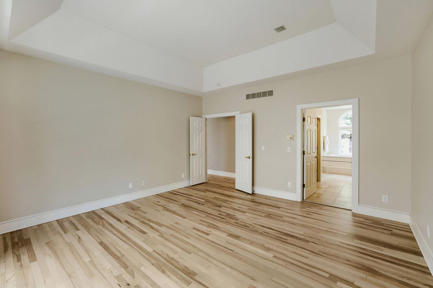 View of Residential at 7170 Kenmare Drive, Bloomington MN 55438, Bloomington (32 of 66) - Mike Wilen | Minnesota Team Real Estate